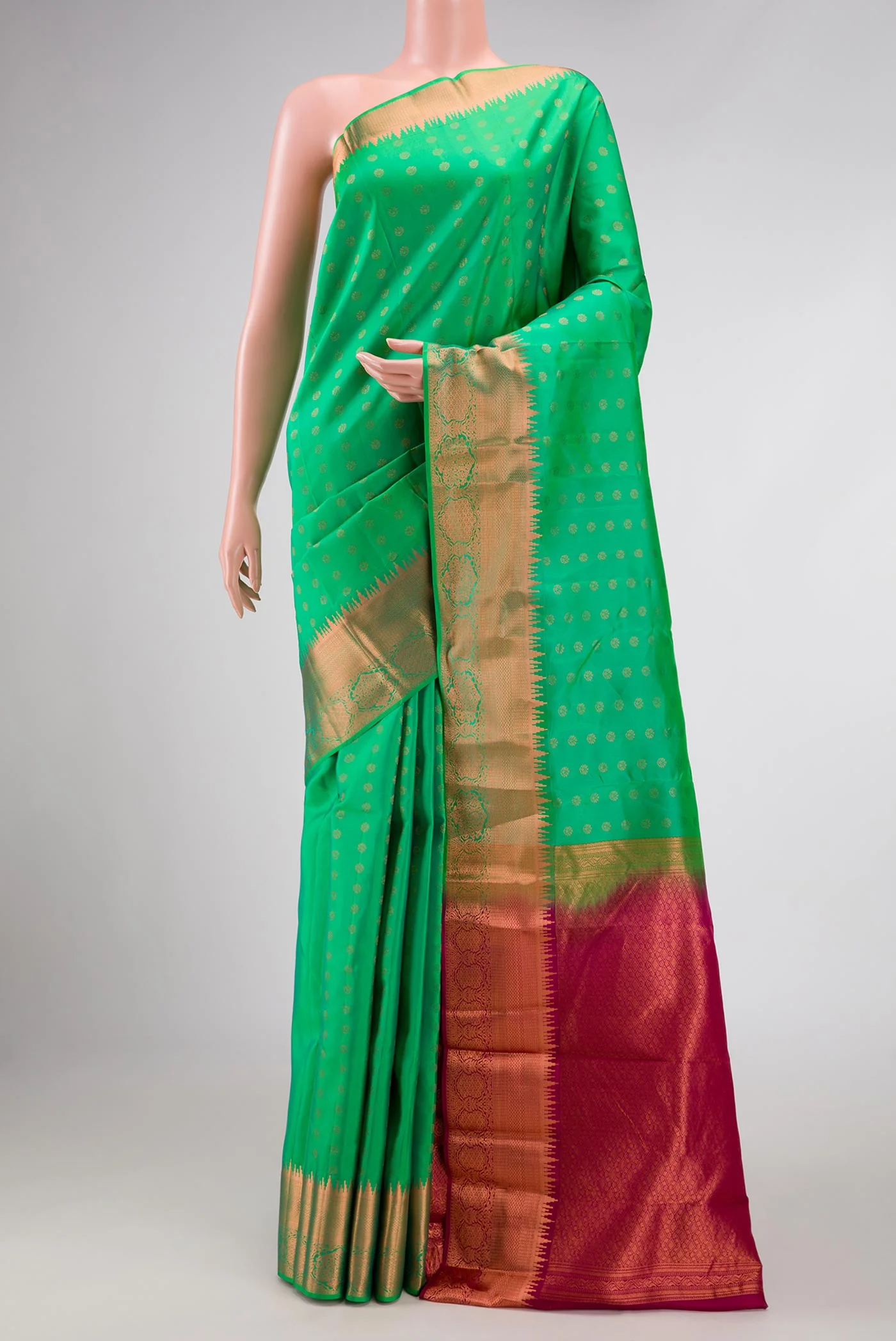 Green Dual Tone Kanchipuram Silk Saree