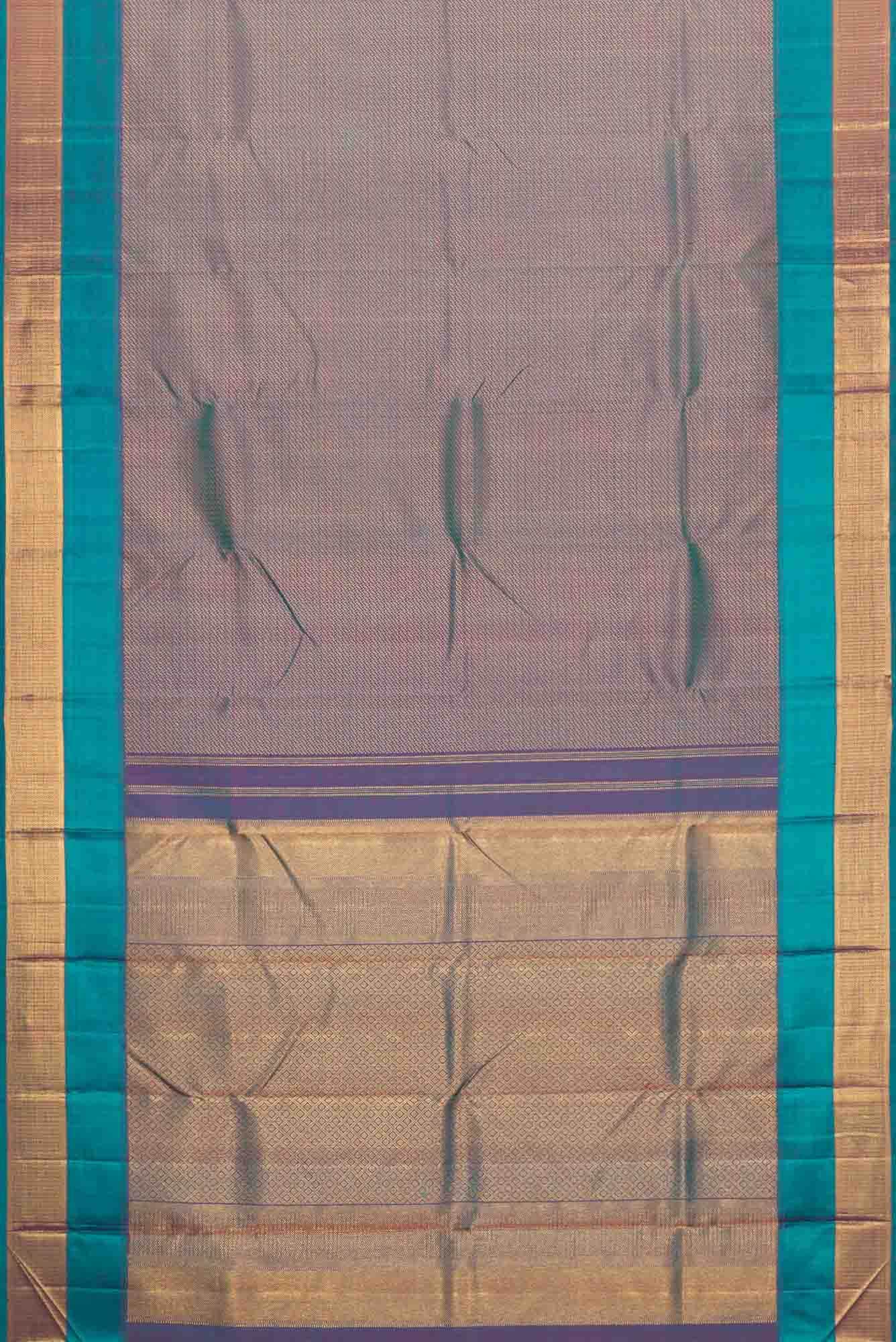 Green Dual Tone Kanjivaram Silk Saree - Image 4