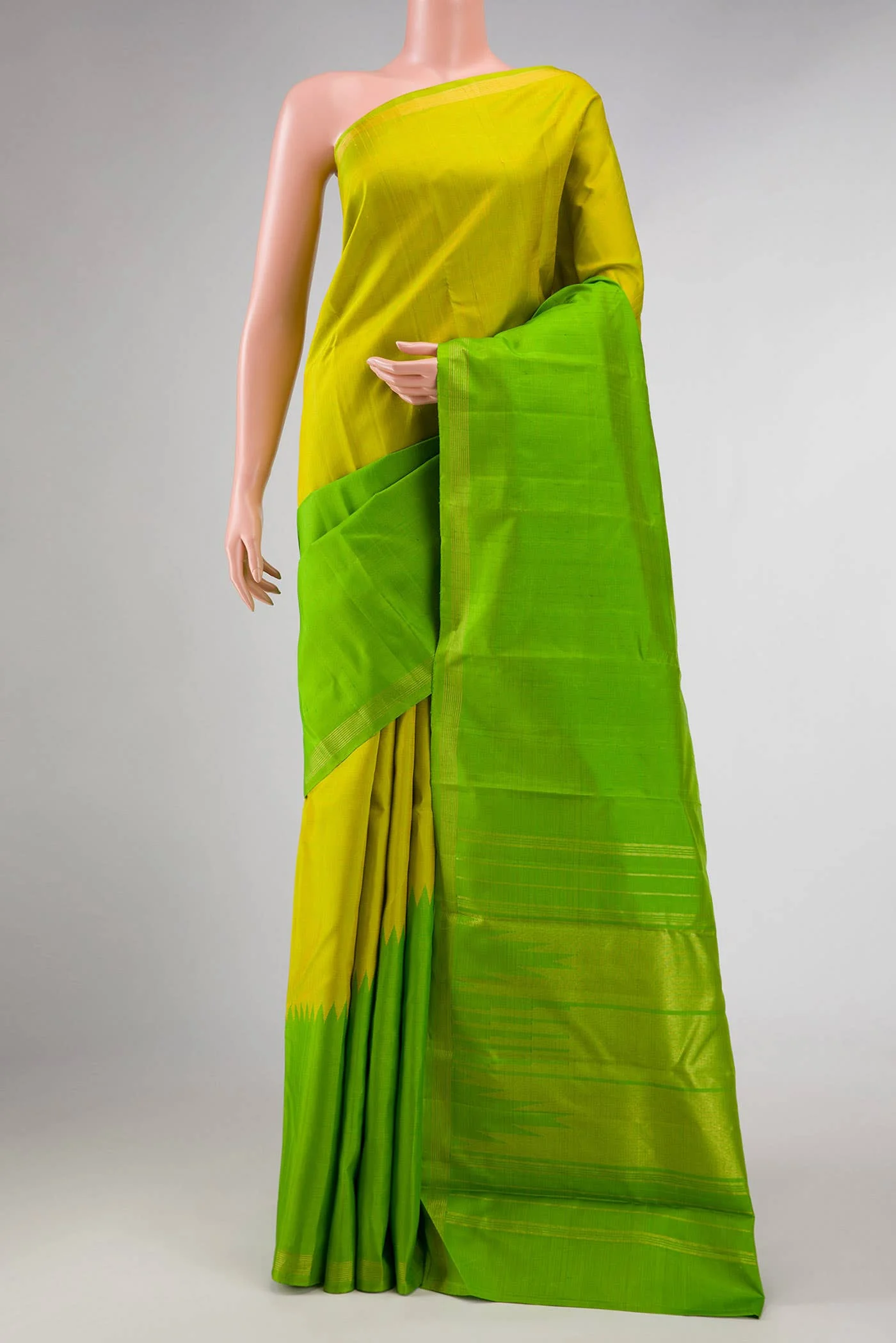Green Dual Tone Kanjivaram Silk Saree