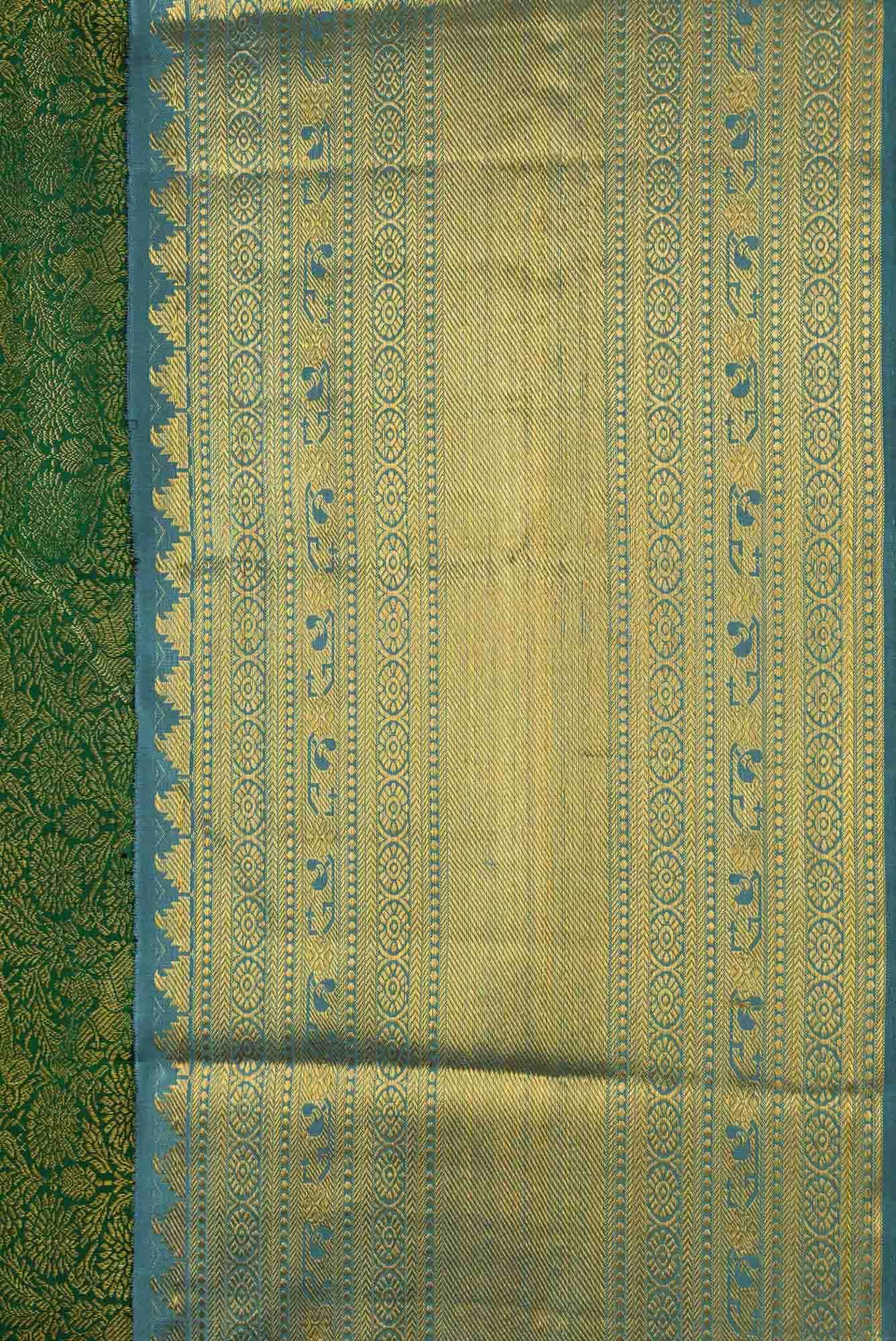 Green Dual Tone Kanchipuram Silk Saree - Image 5