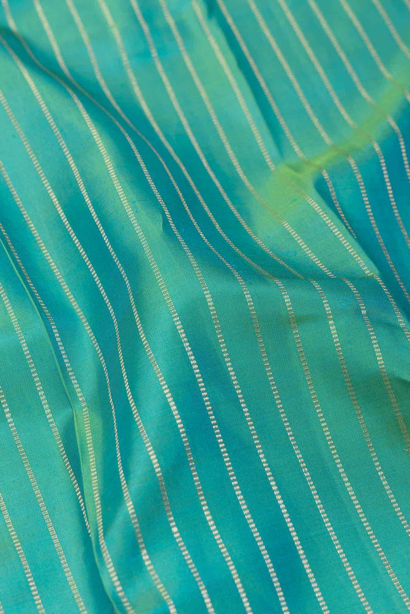 Pure Silk Pure Zari Green Dual Tone Kanchipuram Saree - Image 3