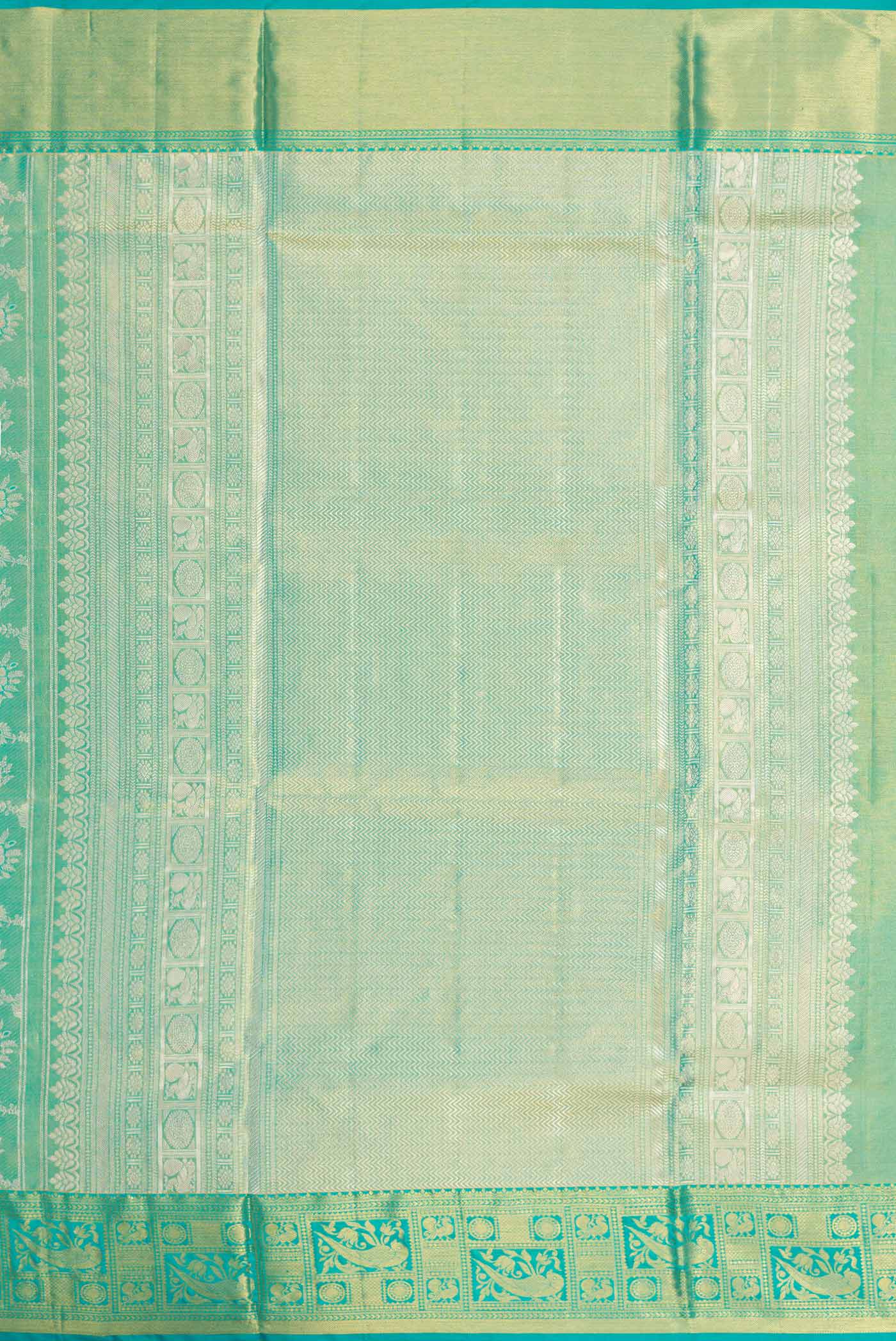 Green Dual Tone Kanjivaram Tissue Silk Saree - Image 7