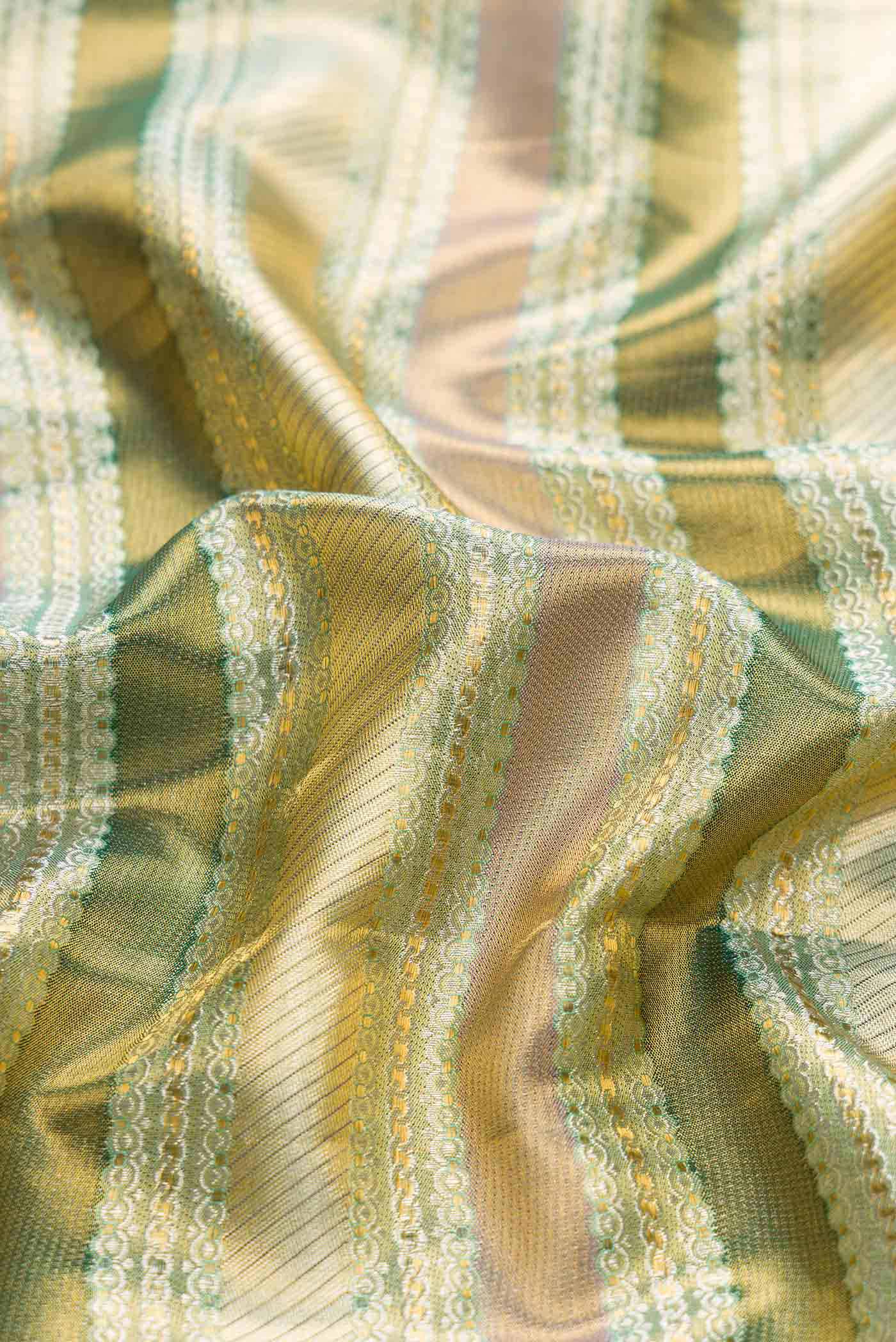 Green Dual Tone Kanchipuram Tissue Silk Saree - Image 2