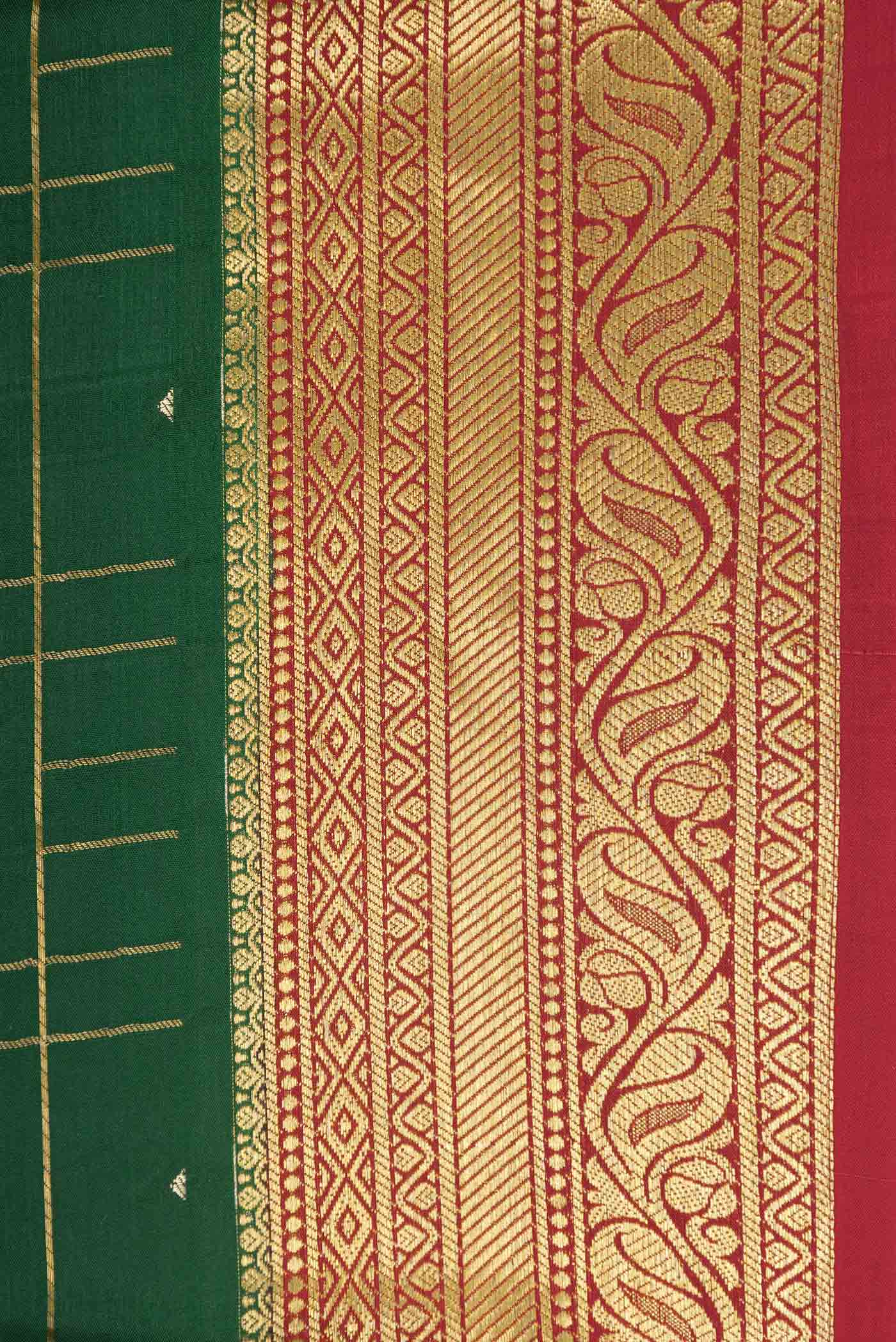 Green Dual Tone Mysore Crepe Saree - Image 3