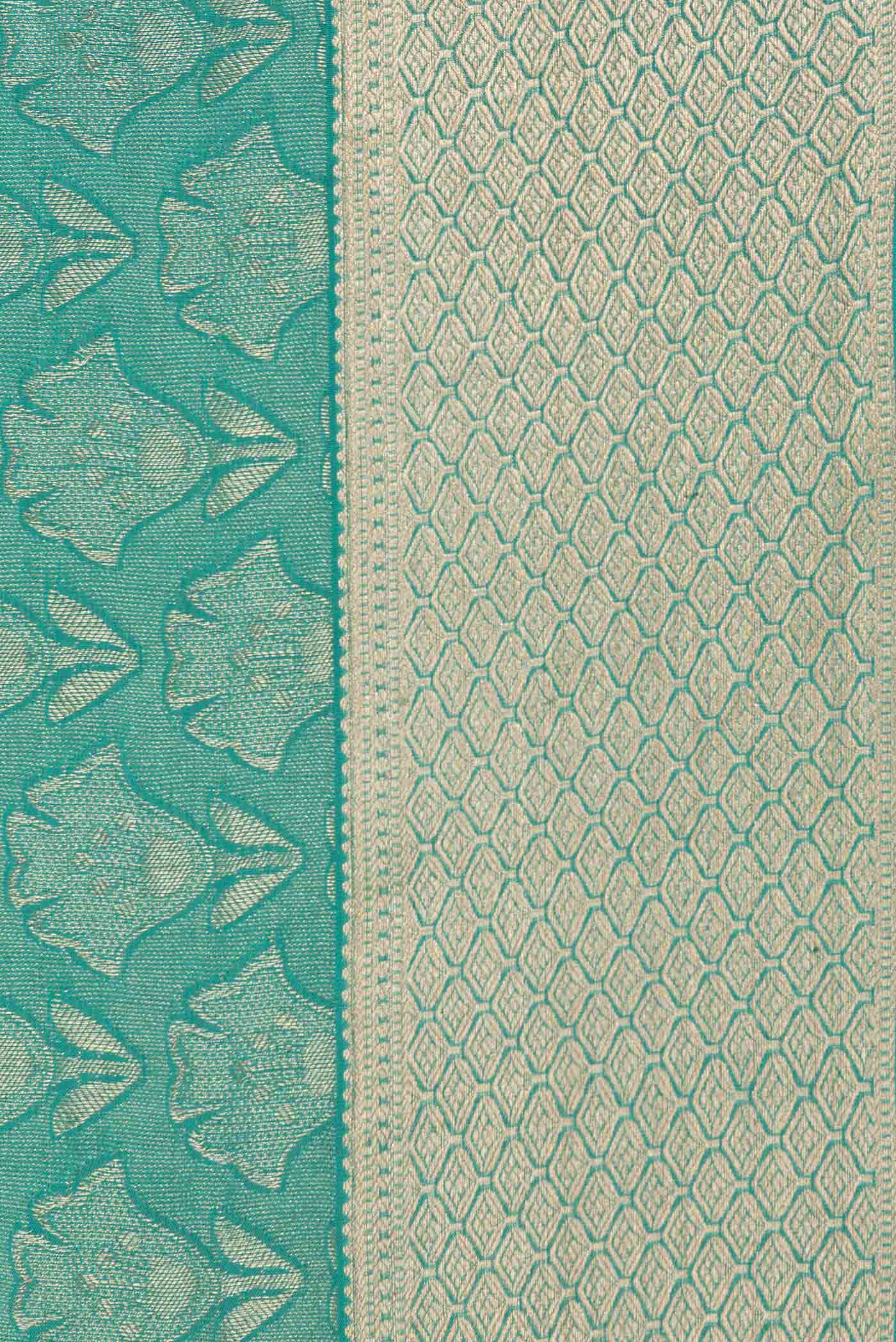 Green Dual Tone Mysore Georgette Saree - Image 3
