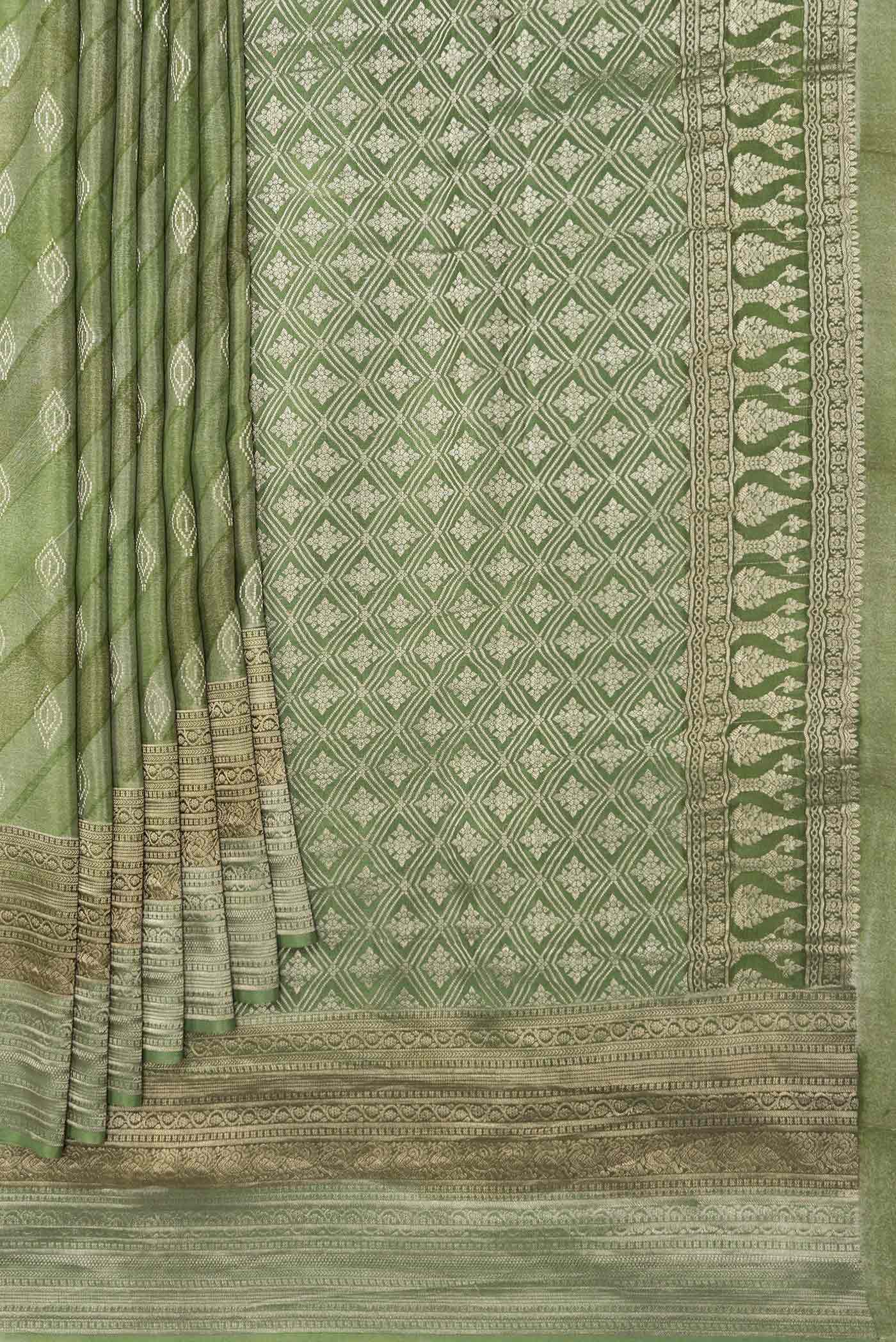 Green Dual Tone Mysore Georgette Saree - Image 4