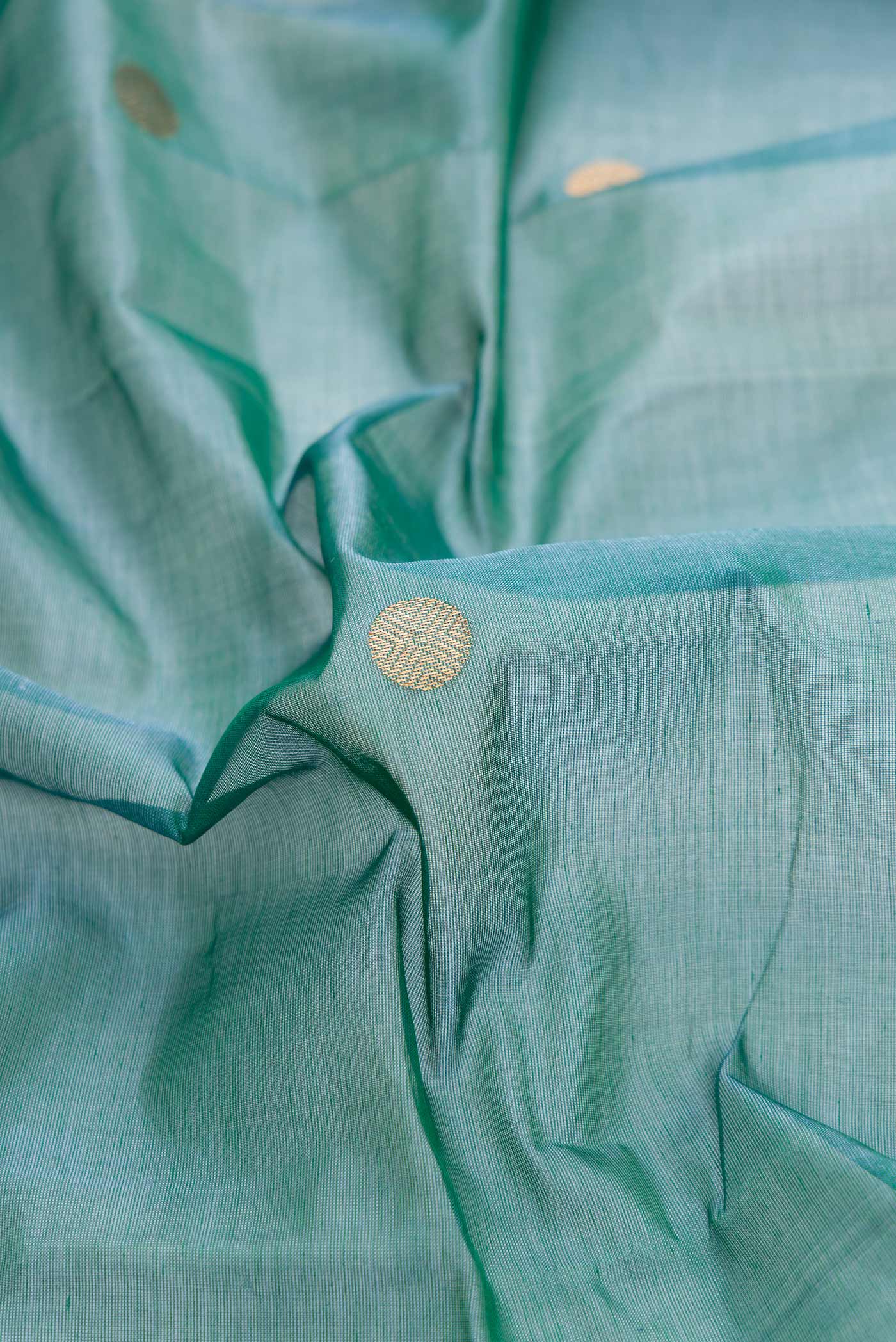 Green Dual Tone Silk Cotton Saree - Image 2