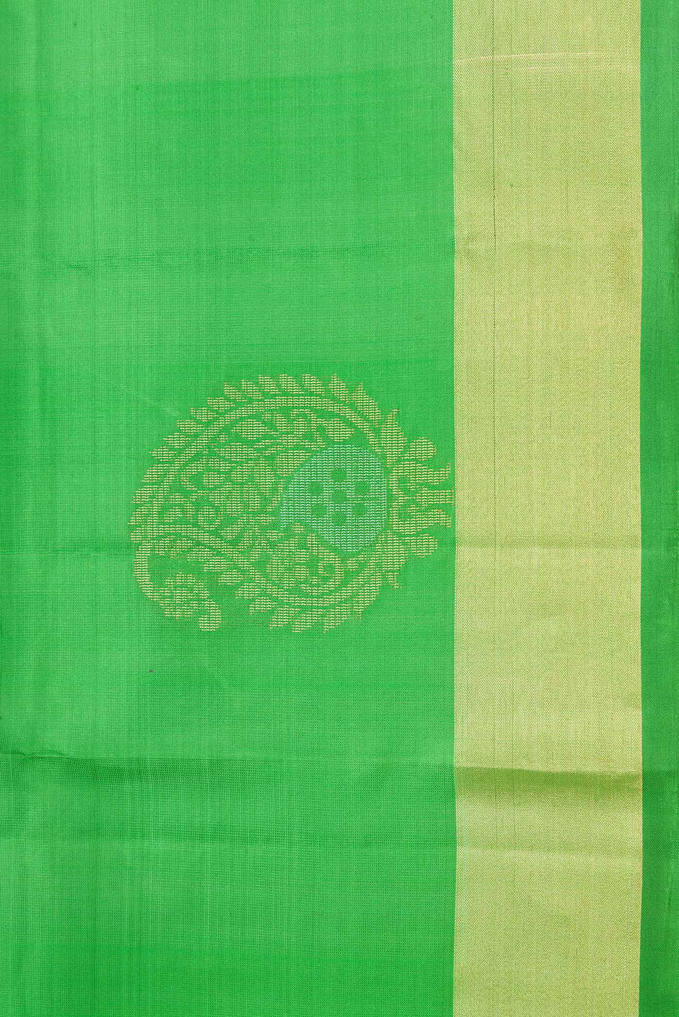 Green Dual Tone Soft Silk Saree - Image 3