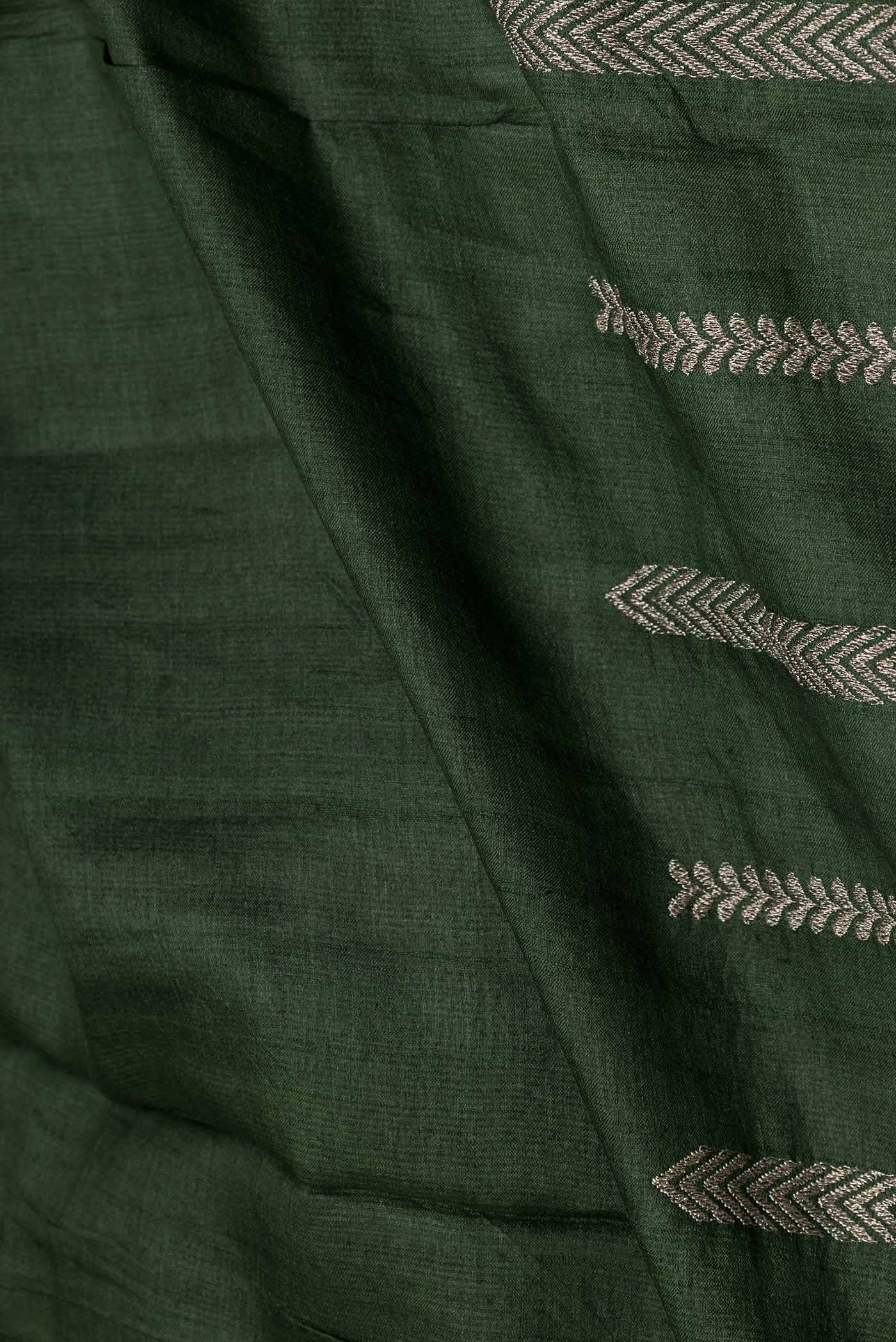 Green Dual Tone Tussar Saree - Image 2
