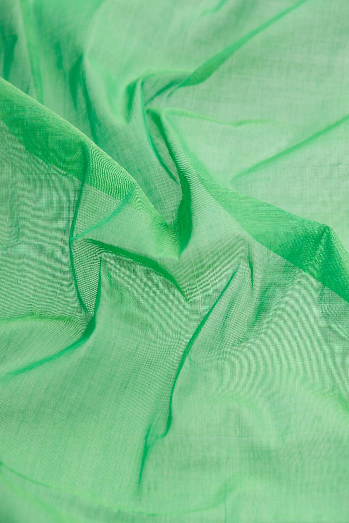 Green Dual Tone Uppada Cotton Saree - Image 2