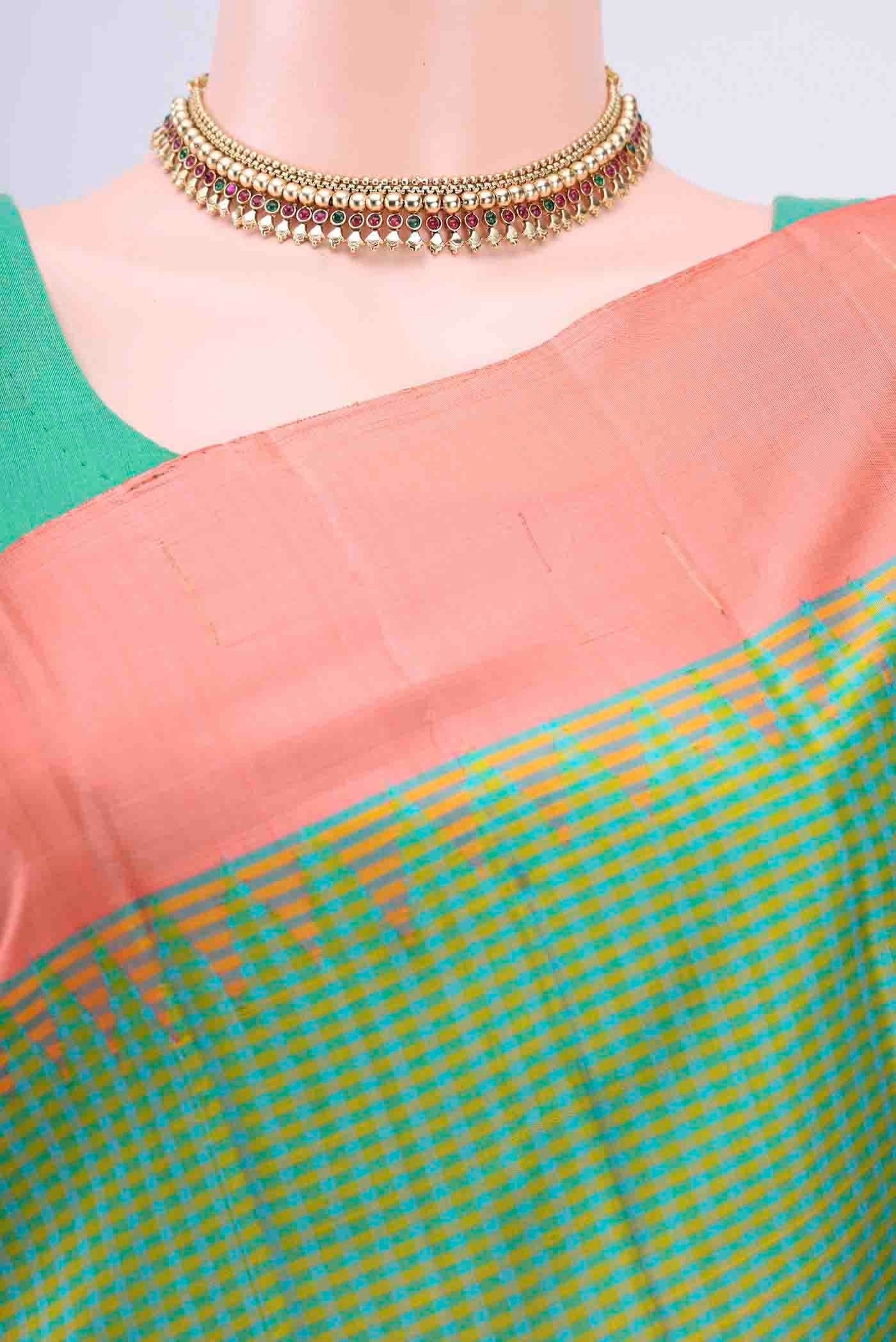 Green Gadwal Silk Saree - Image 2