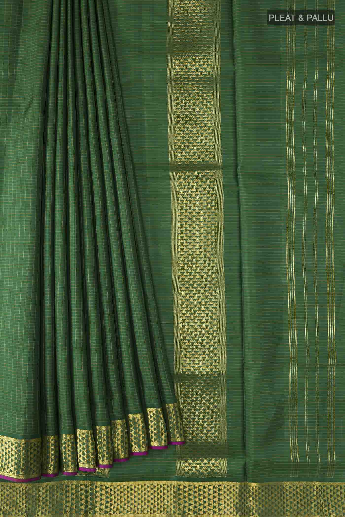 Green Kanjivaram Silk Nine Yards Saree - Image 4