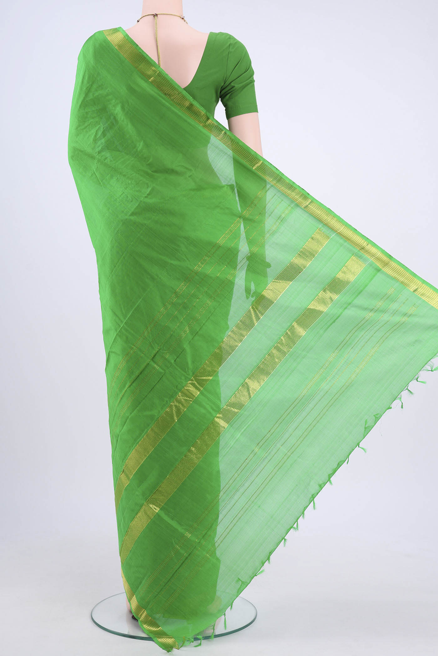Green Kanchipuram Silk Saree - Image 3