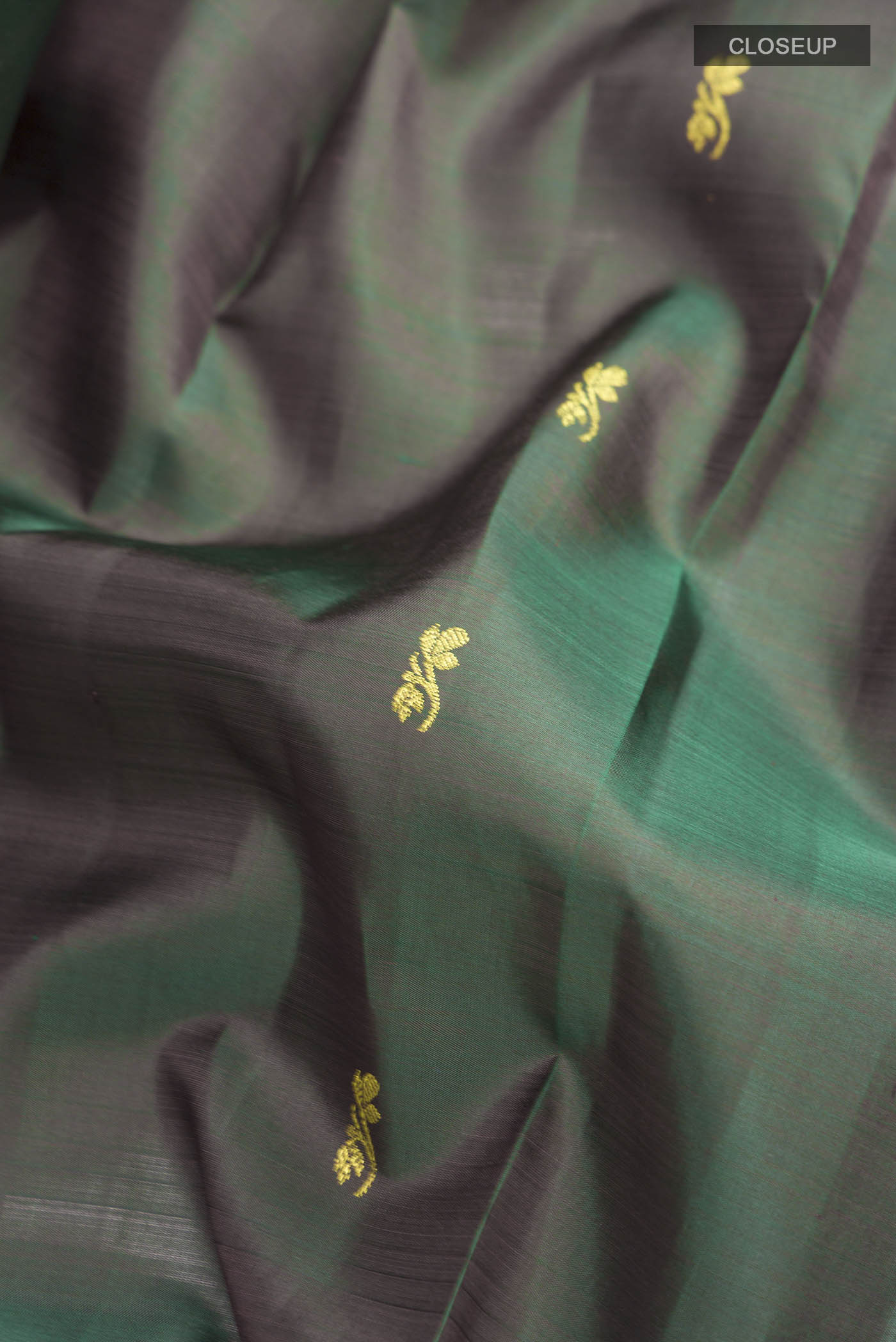Green Kanjivaram Silk Saree - Image 2