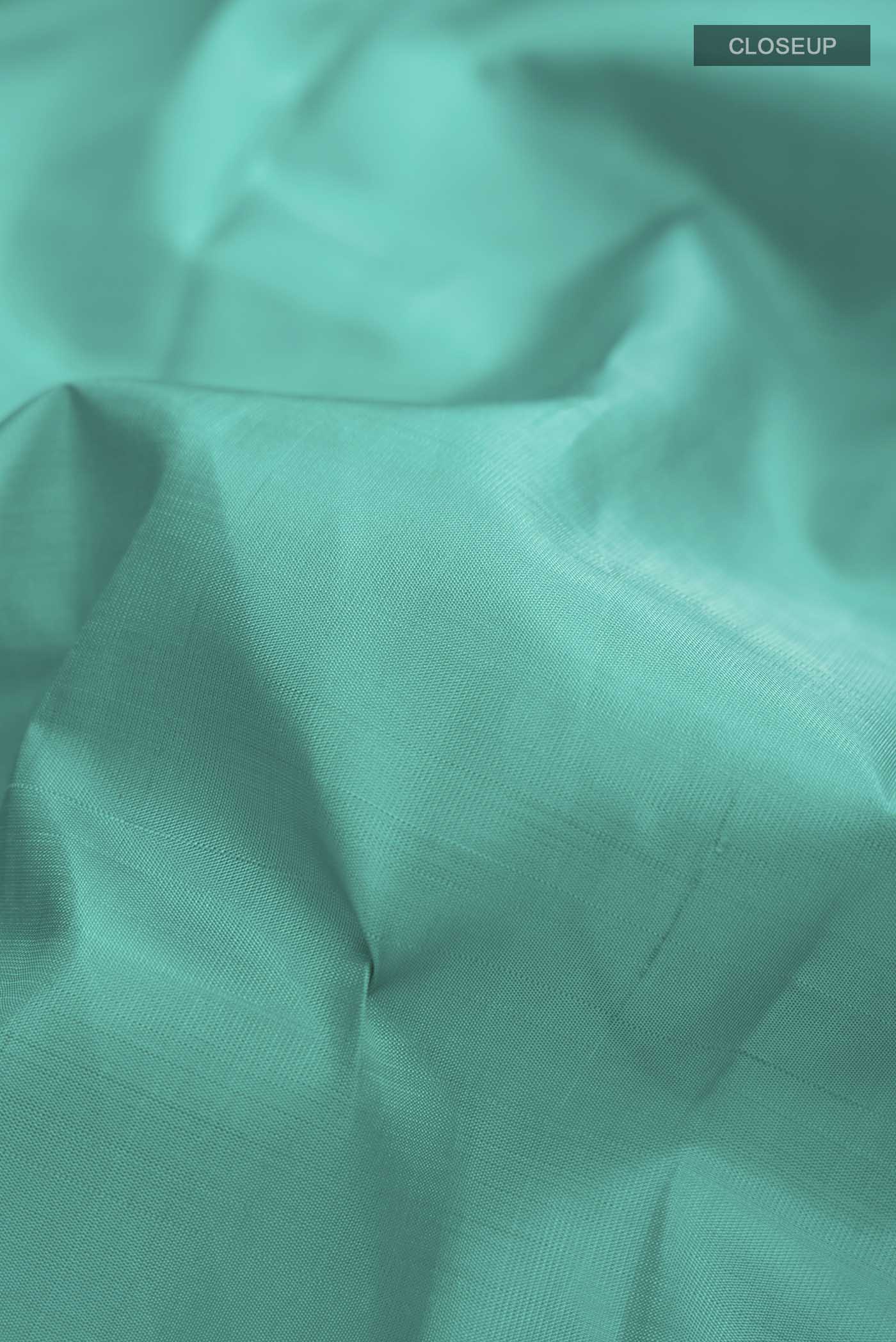 Green Kanjivaram Silk Saree - Image 2