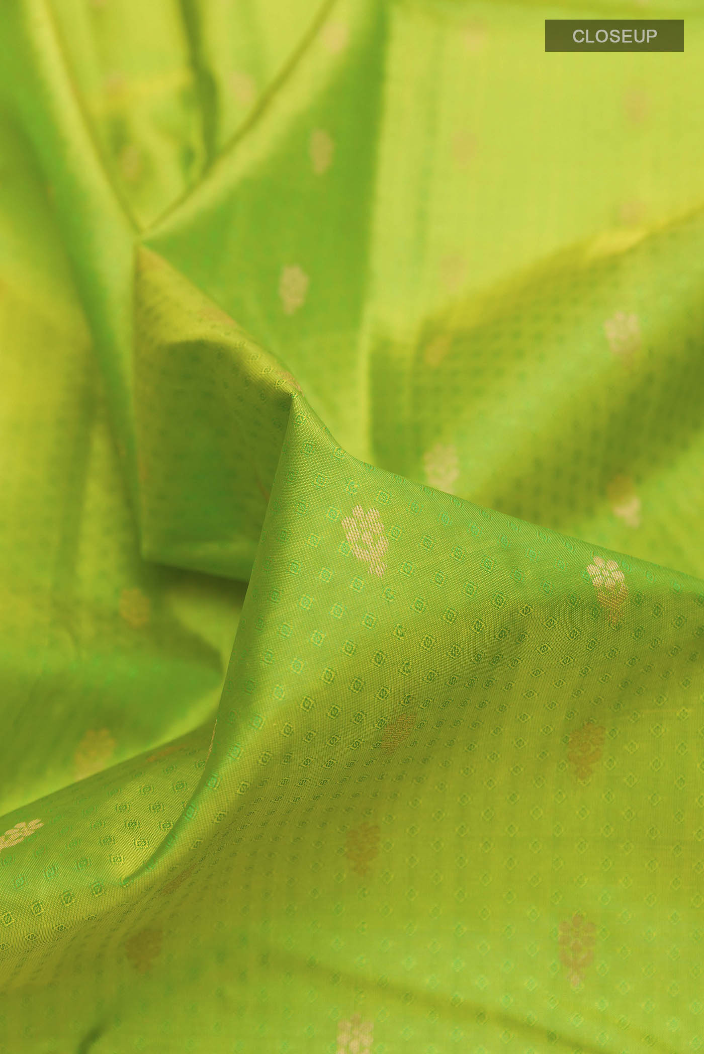 Green Kanjivaram Silk Saree - Image 2
