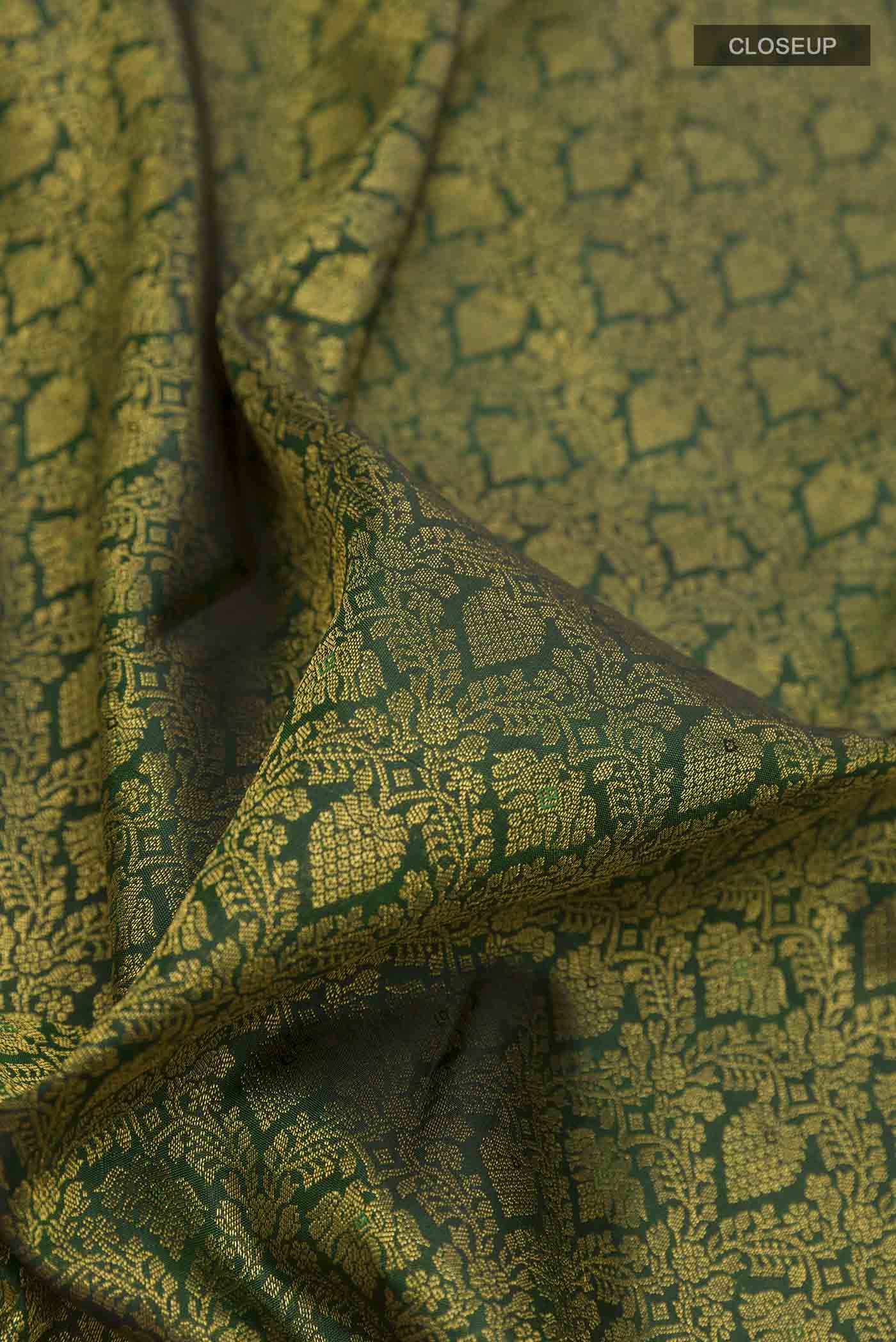 Green Kanchipuram Silk Saree - Image 2