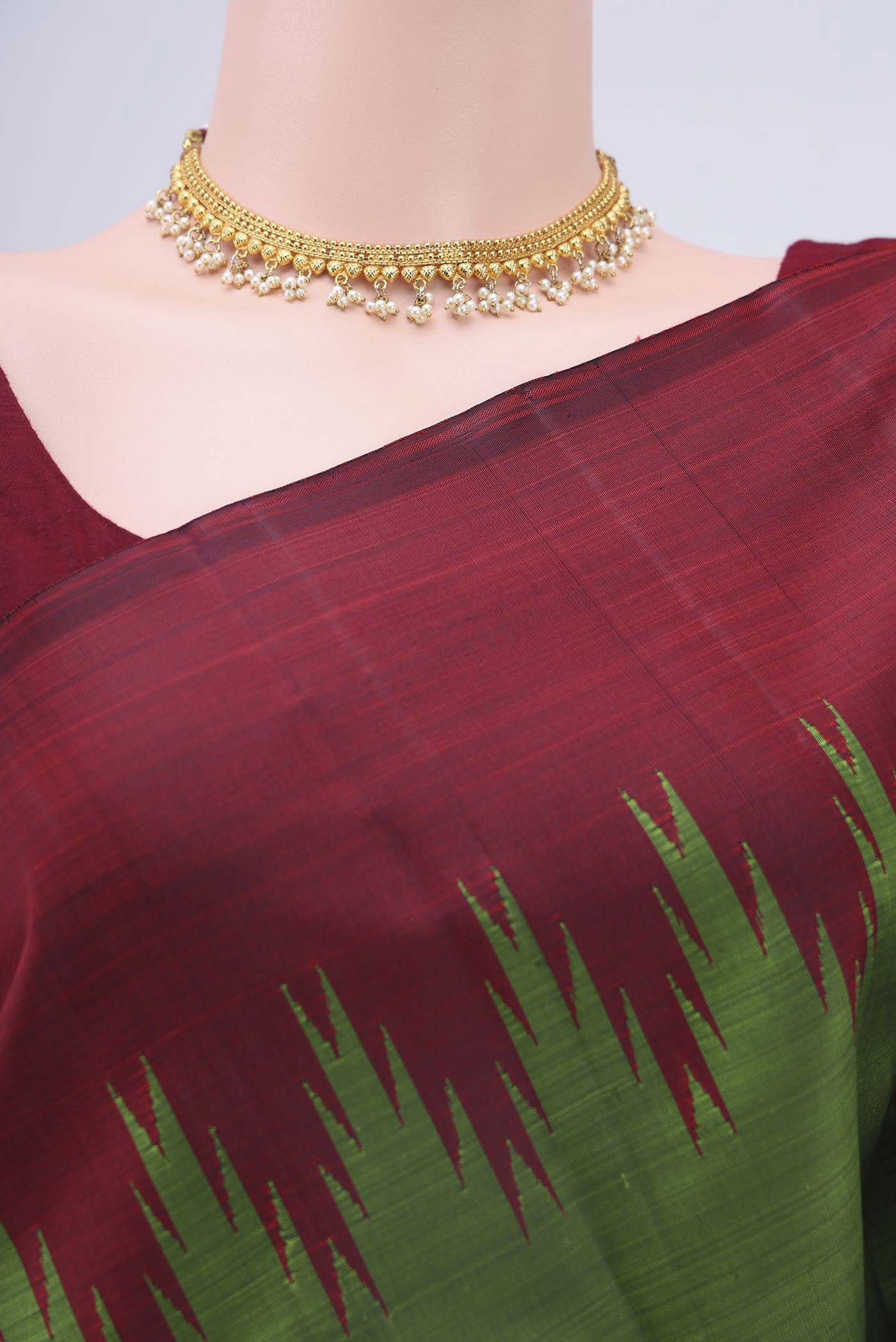 Green Kanchipuram Silk Saree - Image 2