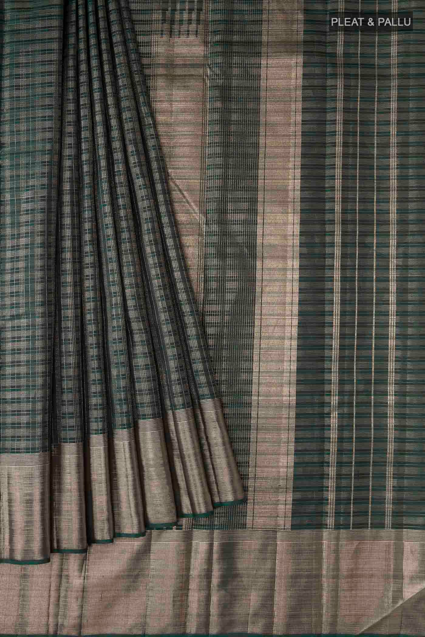 Green Kanchipuram Silk Saree - Image 4