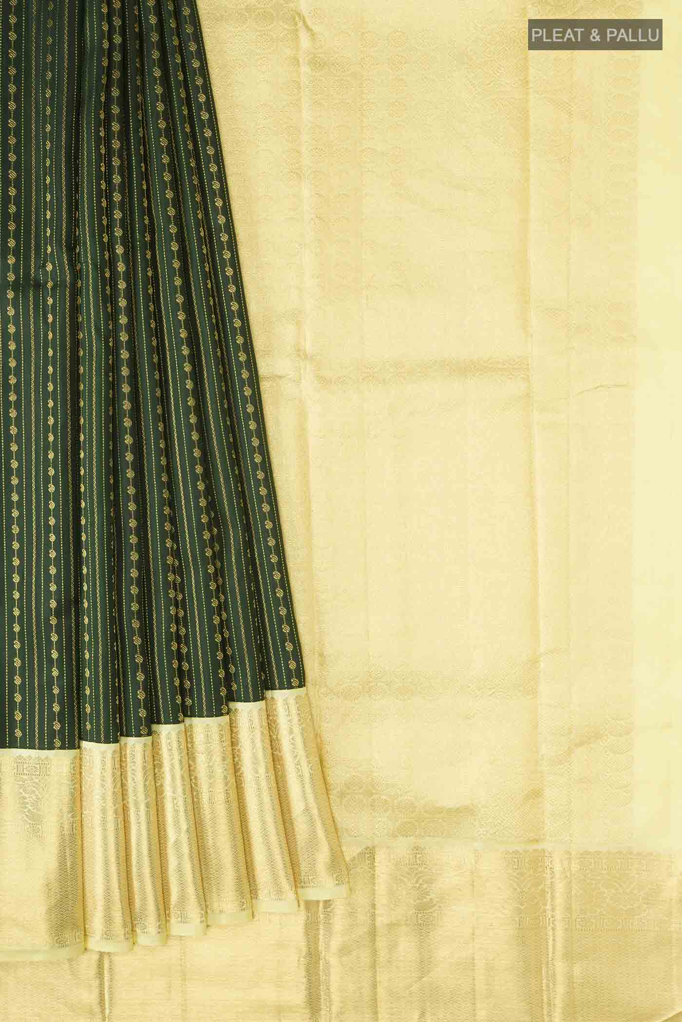 Bottle Green Kanjivaram Silk Saree - Image 4