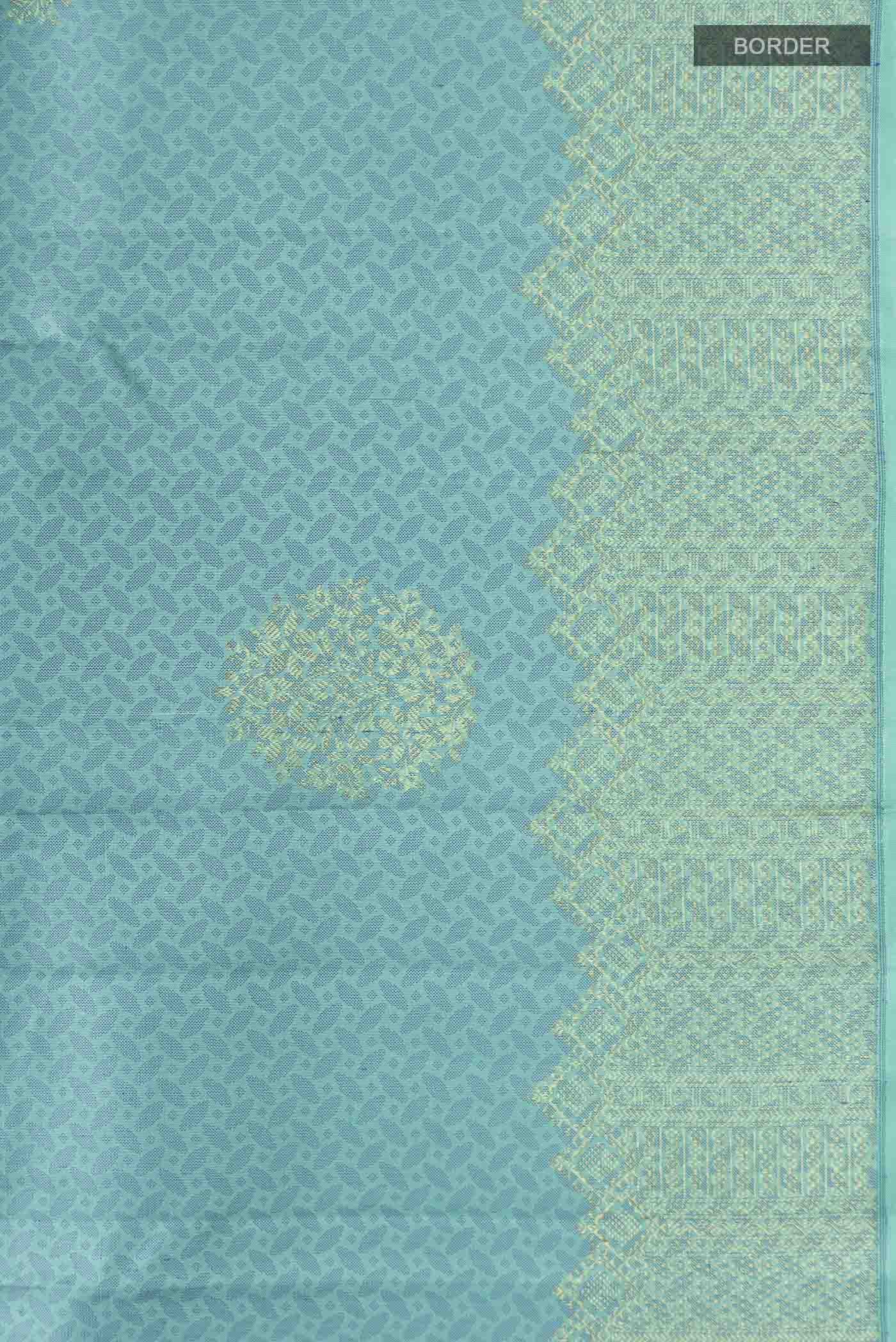 Green Kanjivaram Silk Saree - Image 3