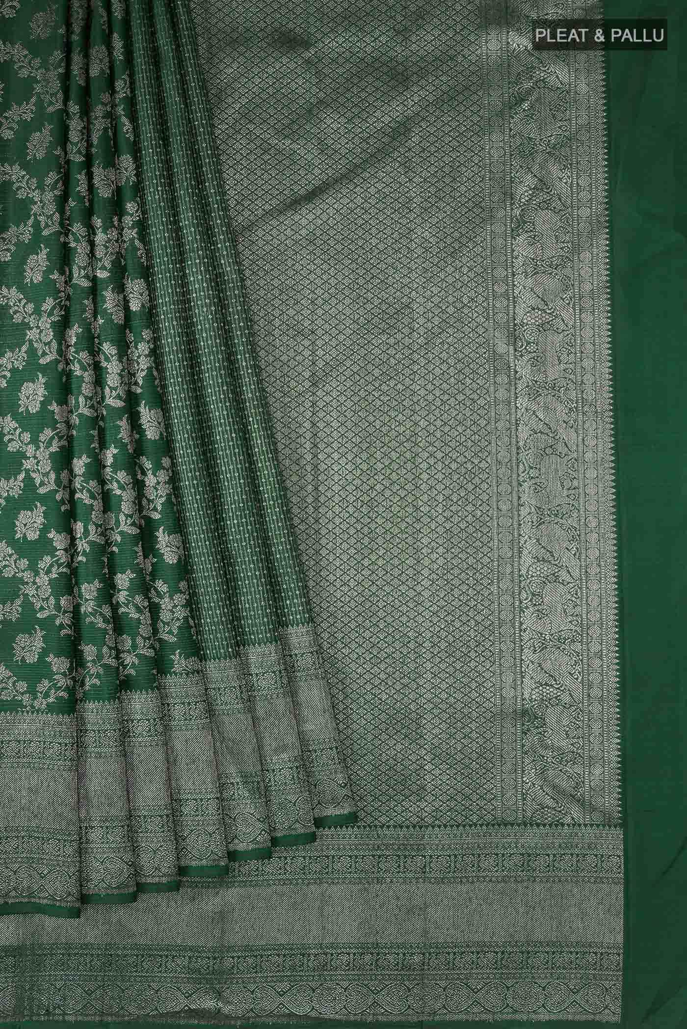Green Kanchipuram Silk Saree - Image 2