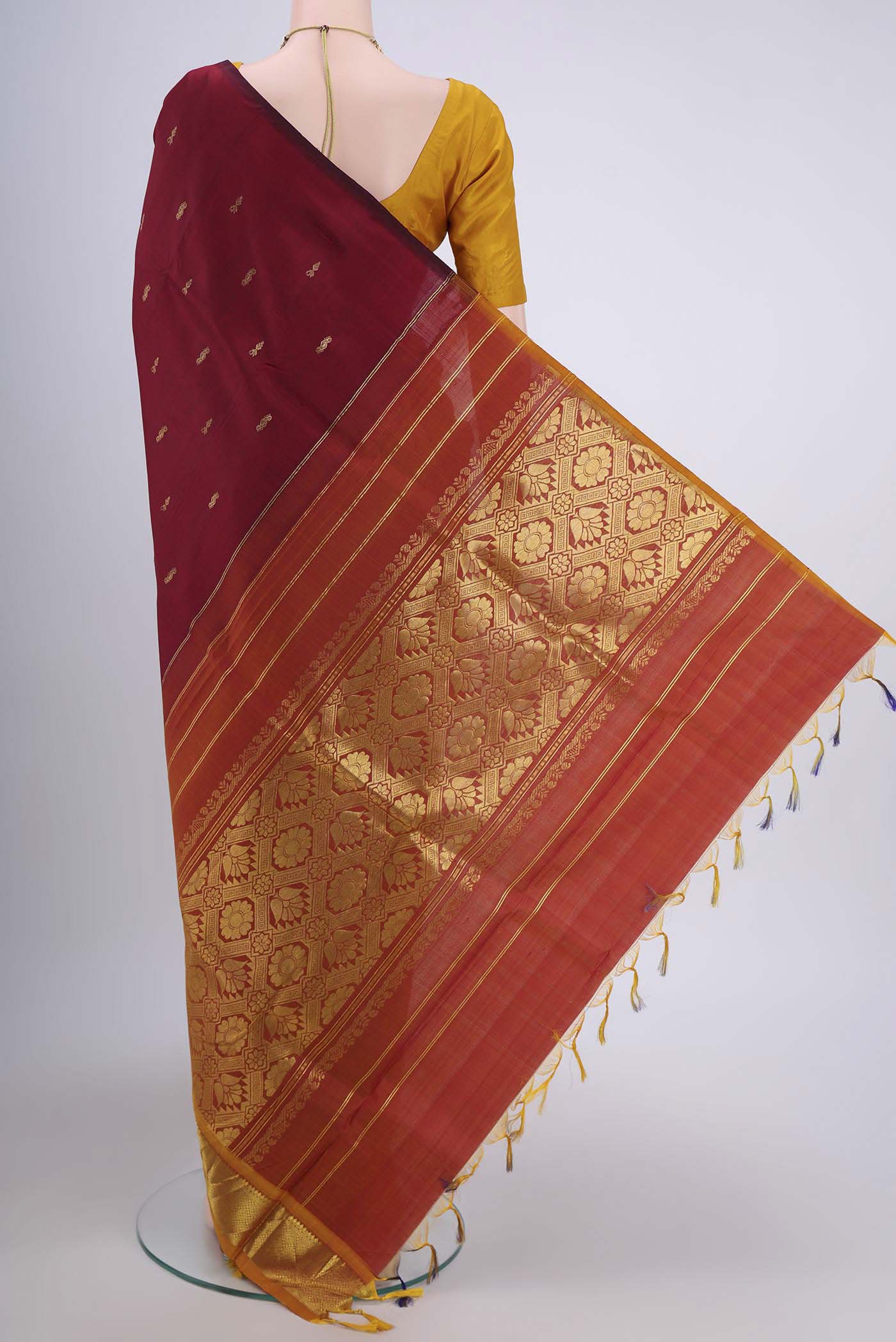 Maroon Kanjivaram Silk Saree - Image 3