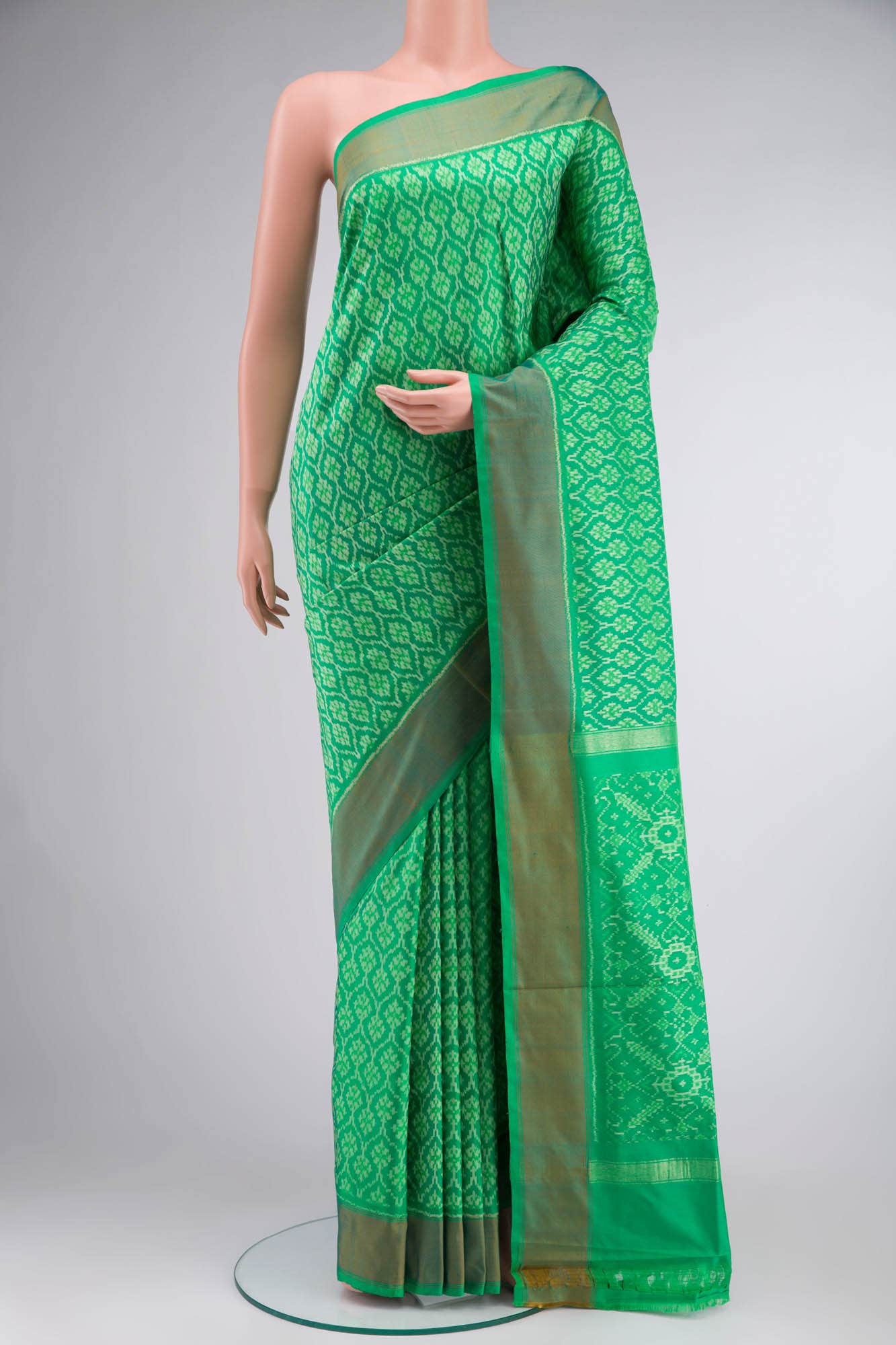 Green Pochampally Silk Saree - Image 7