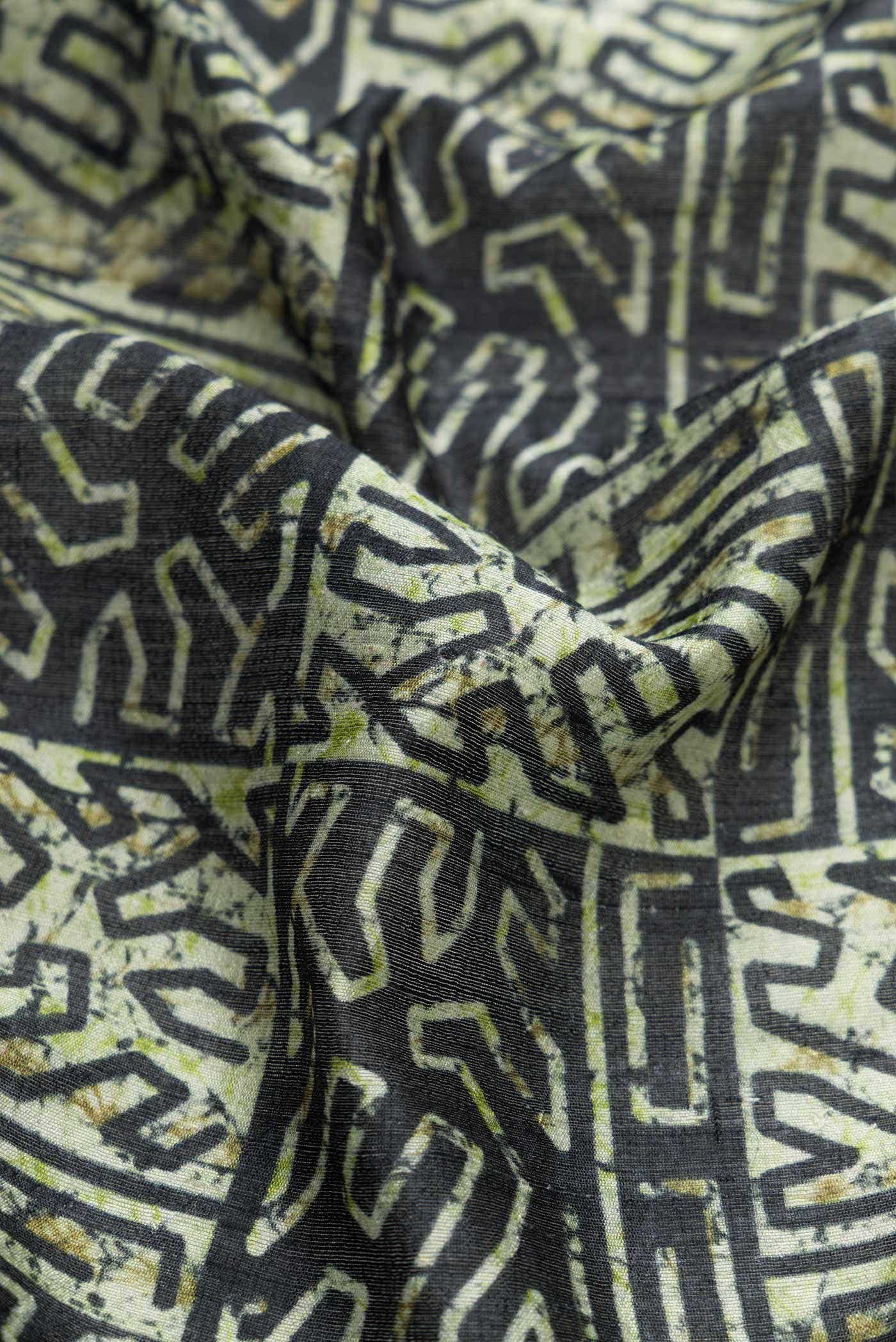 Green Tussar Silk Saree - Image 2