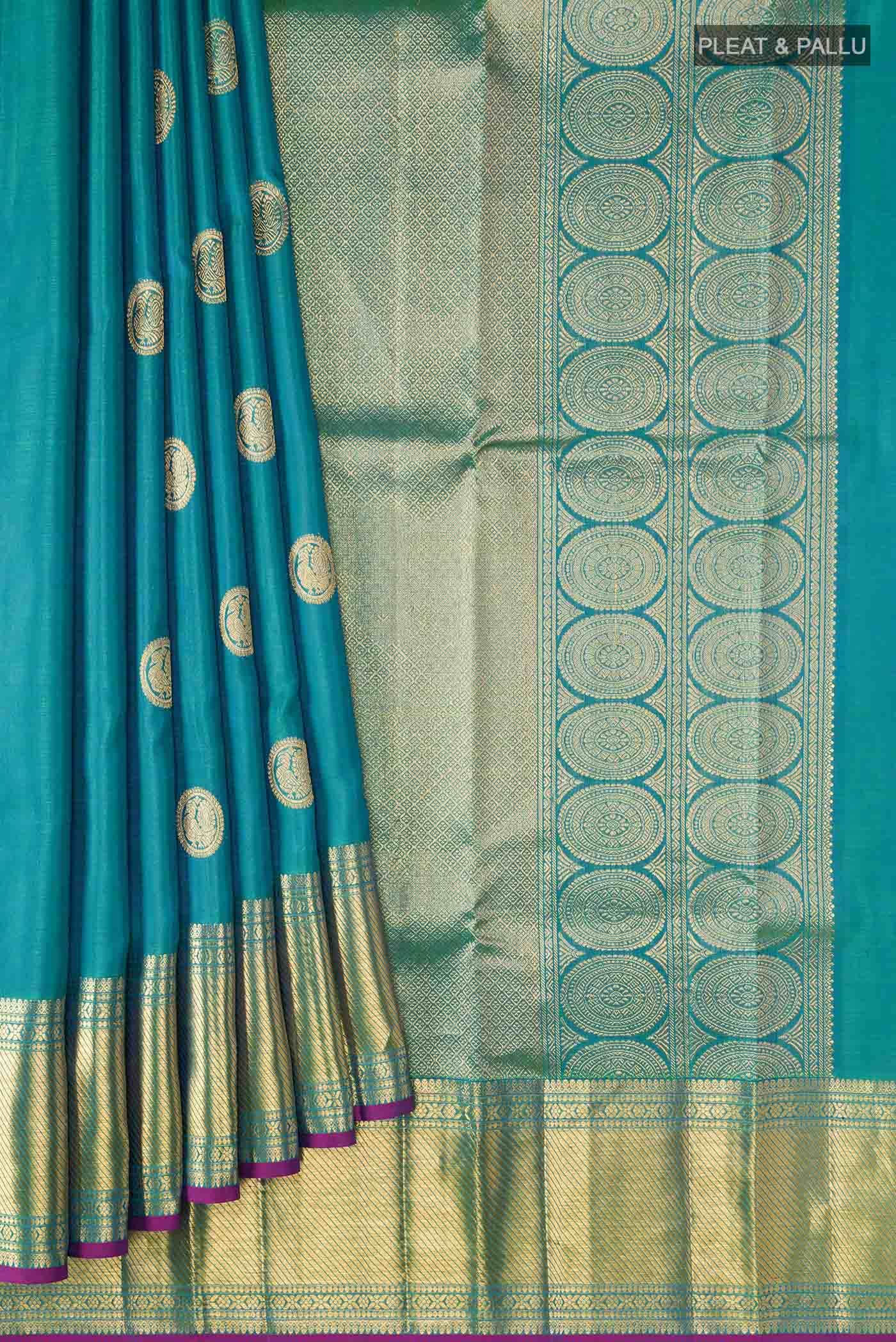 Green with Blue Dual Tone Kanjivaram Silk Saree - Image 2