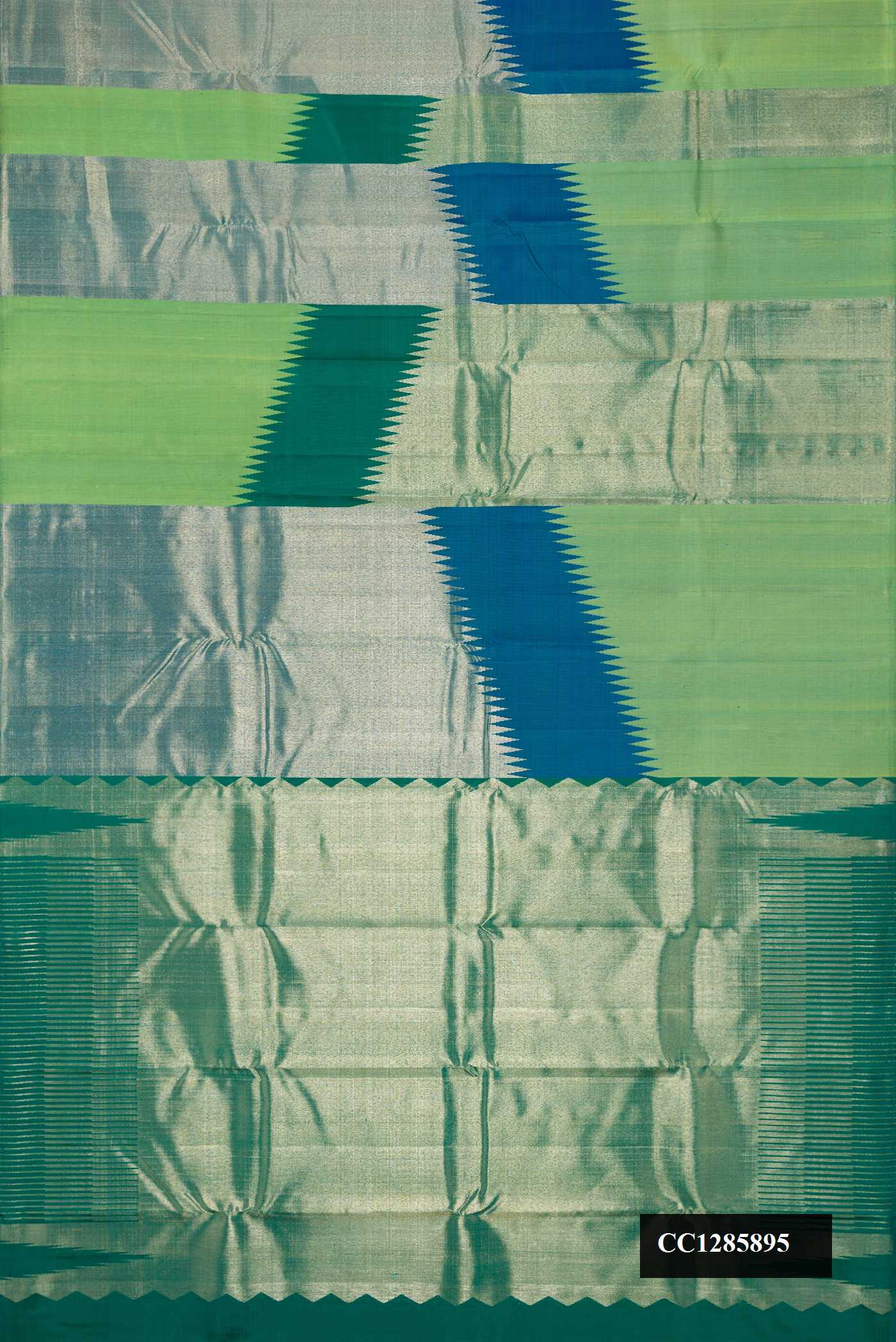 Grey and Parrot Green Dual Tone Kanchipuram Silk Saree
