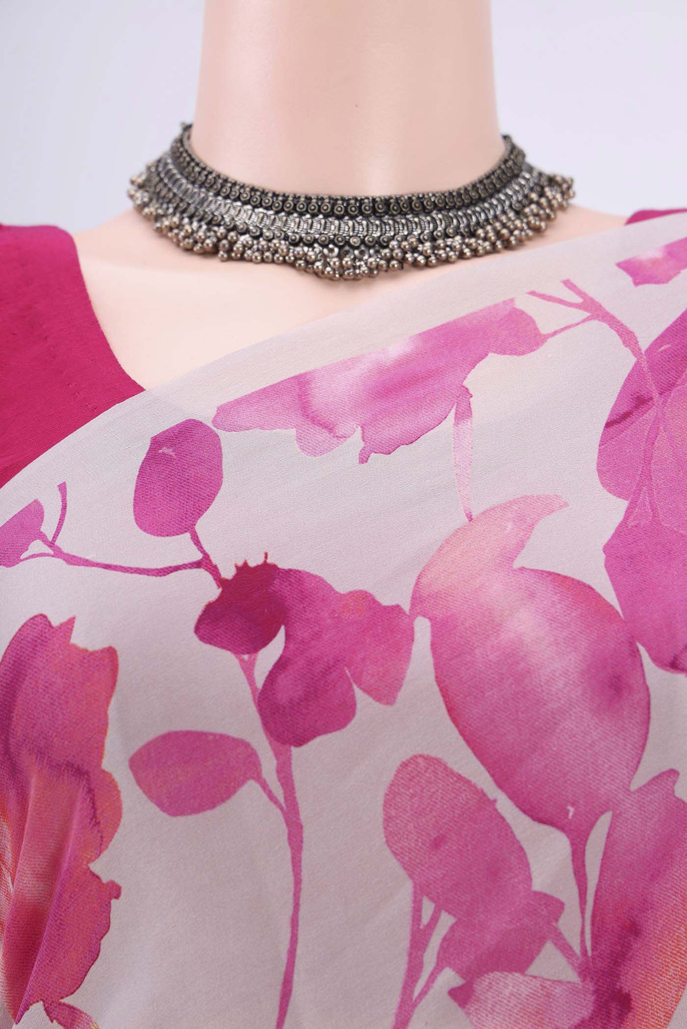 Grey Crepe Saree - Image 2