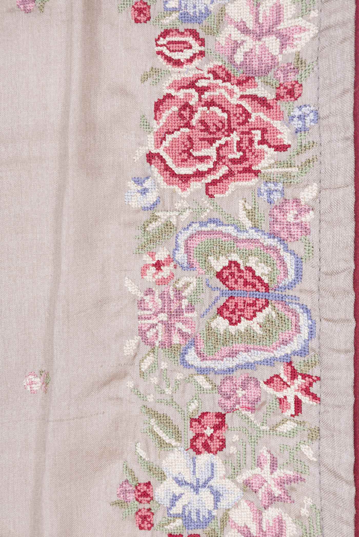 Grey Dual Tone Tussar Saree - Image 3