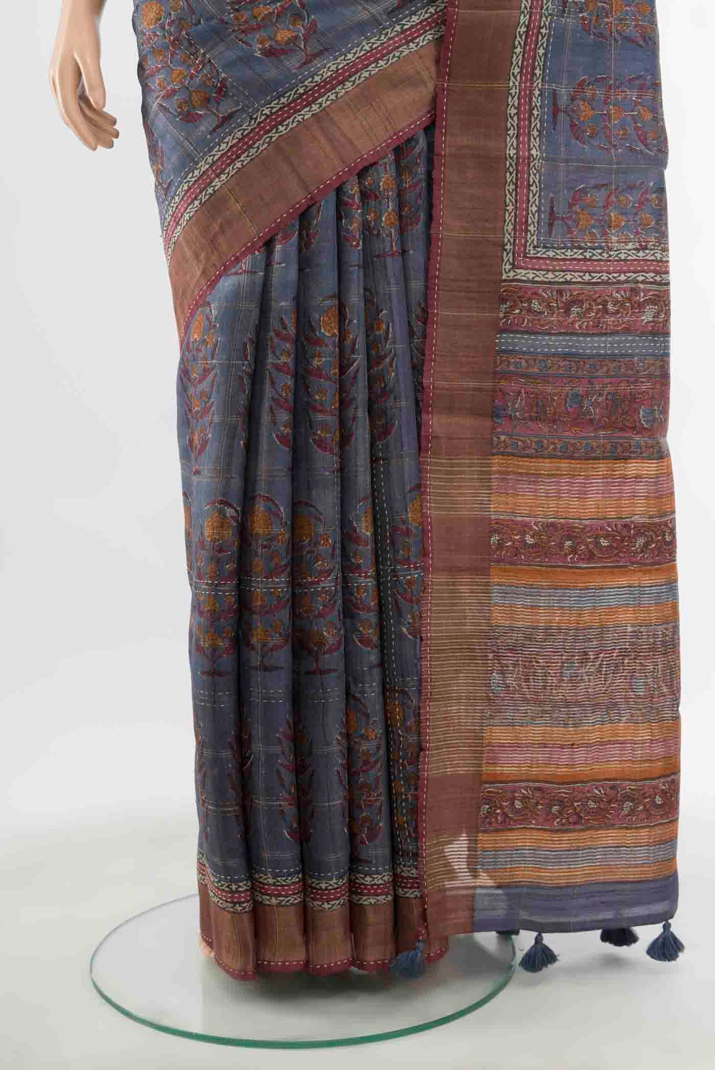 Grey Tussar Silk Saree - Image 3