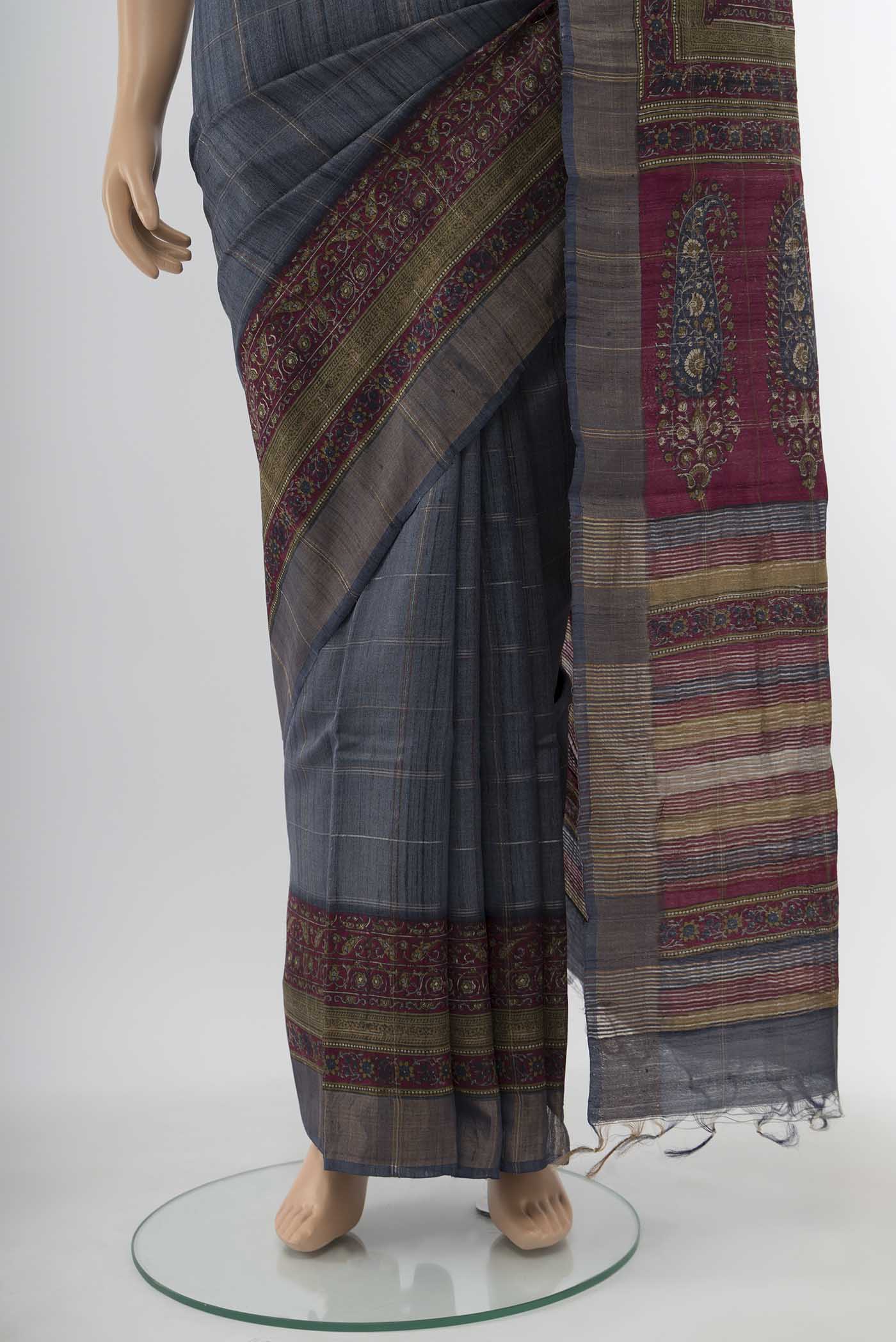 Grey Tussar Silk Saree - Image 3