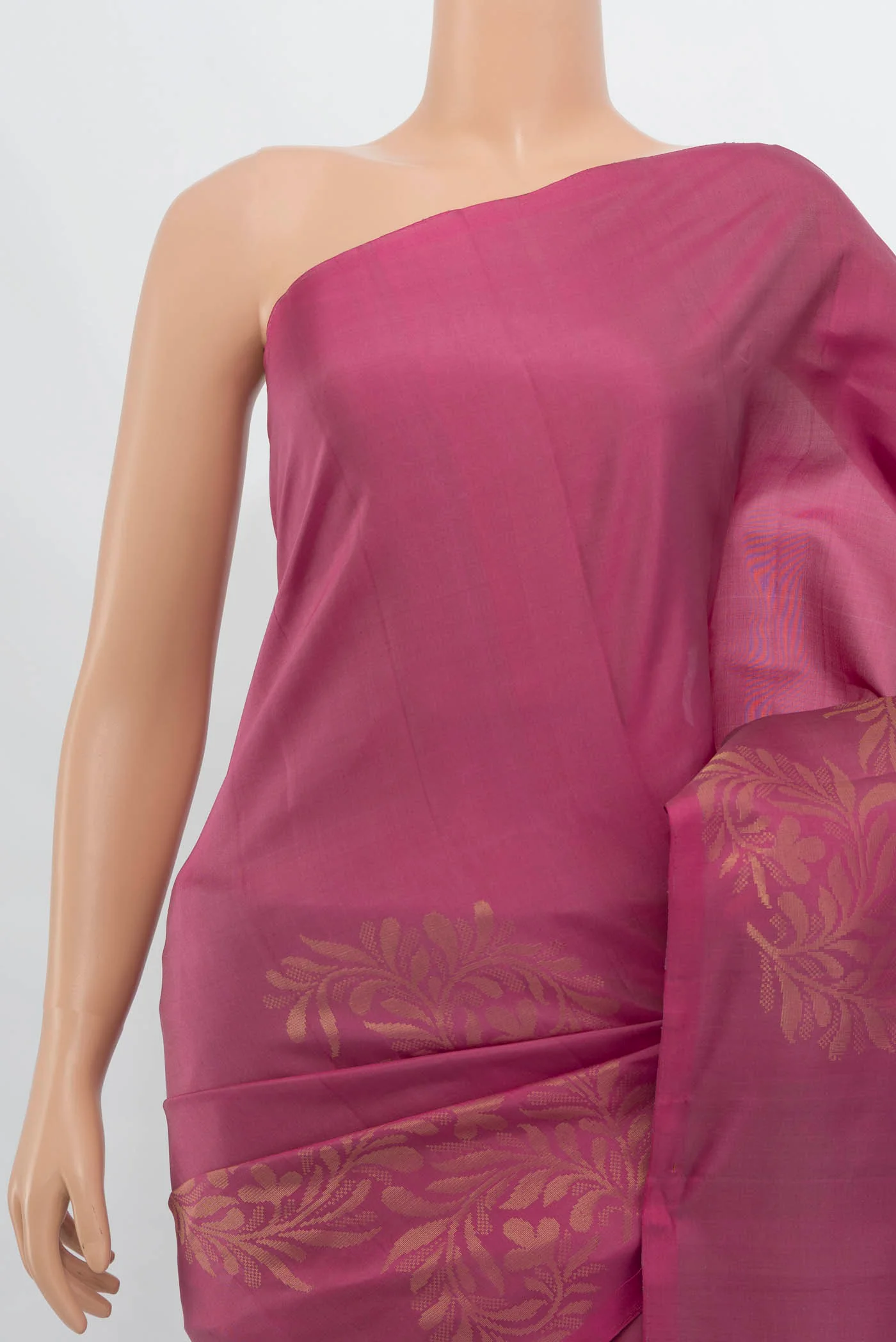 Light Magenta Soft Silk Saree - Image 2