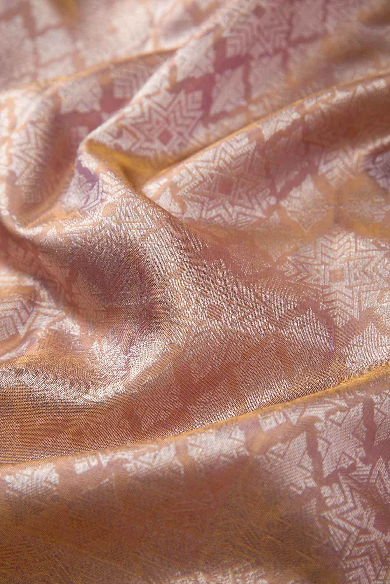 Lavender Dual Tone Kanjivaram Tissue Silk Saree - Image 3