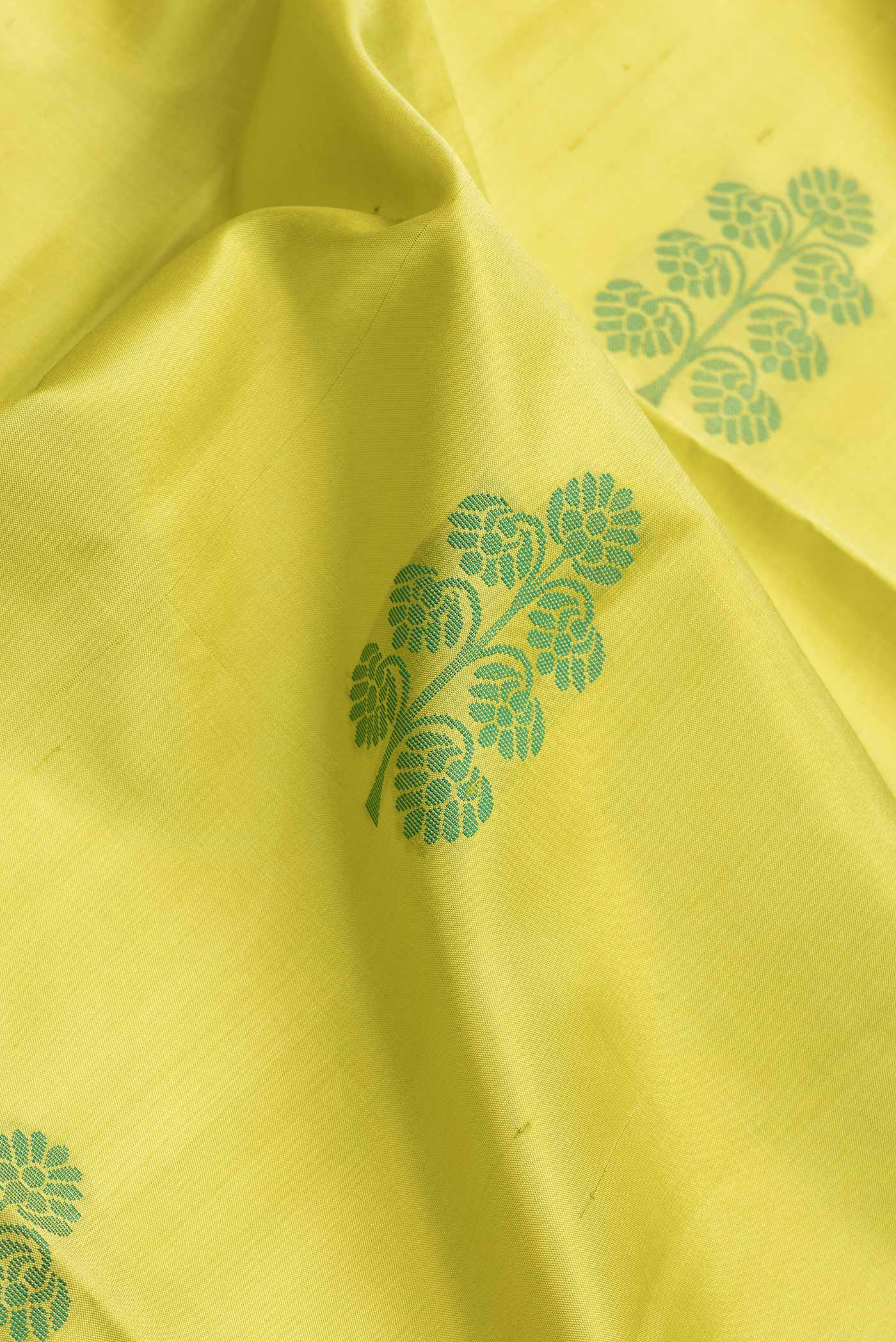 Green Soft Silk Saree - Image 2