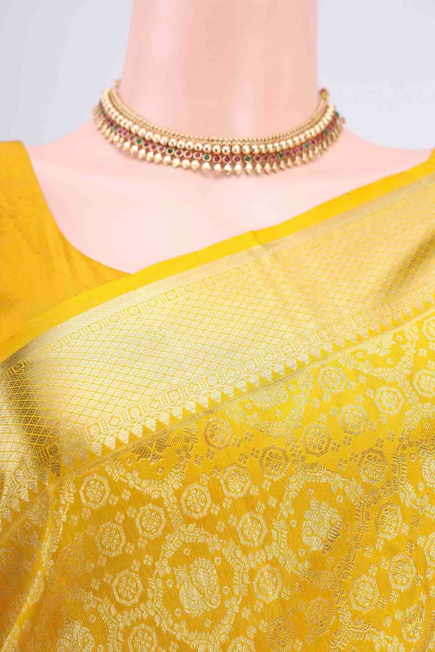Lemon Yellow Kanjivaram Saree - Image 2