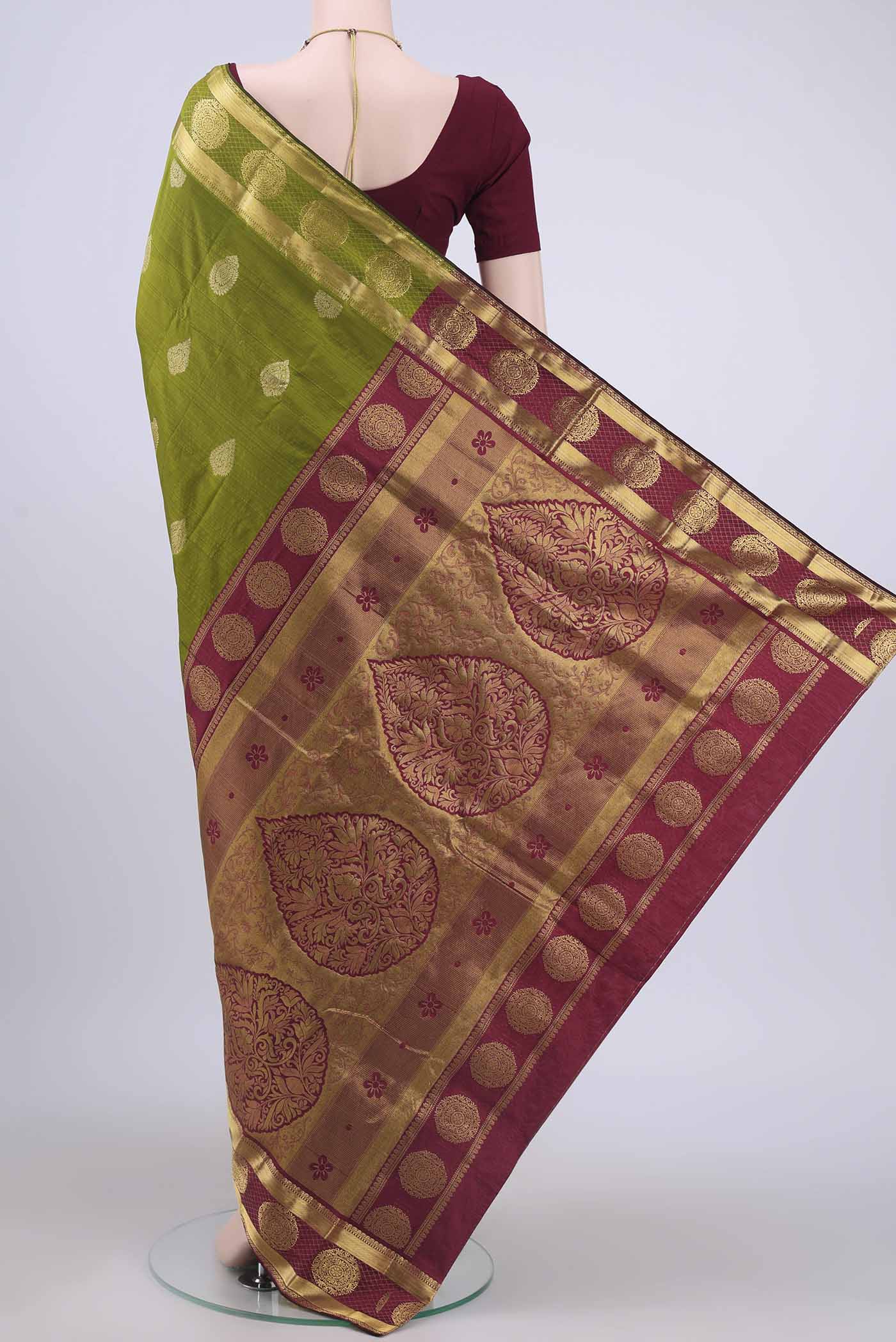 Light Green Dual Tone Bangalore Silk Saree - Image 3