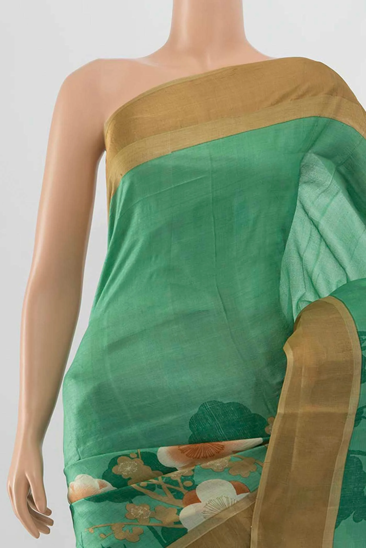 Light Green Tussar Silk Saree - Image 2