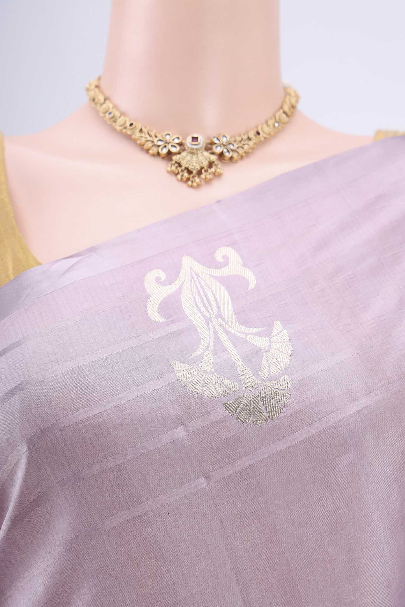 Lilac Banarasi Katan Silk Saree - Image 2