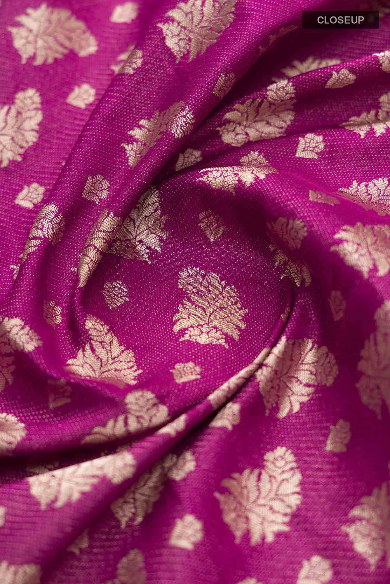 Bhumi-Magenta Banarasi Silk Saree - Image 4