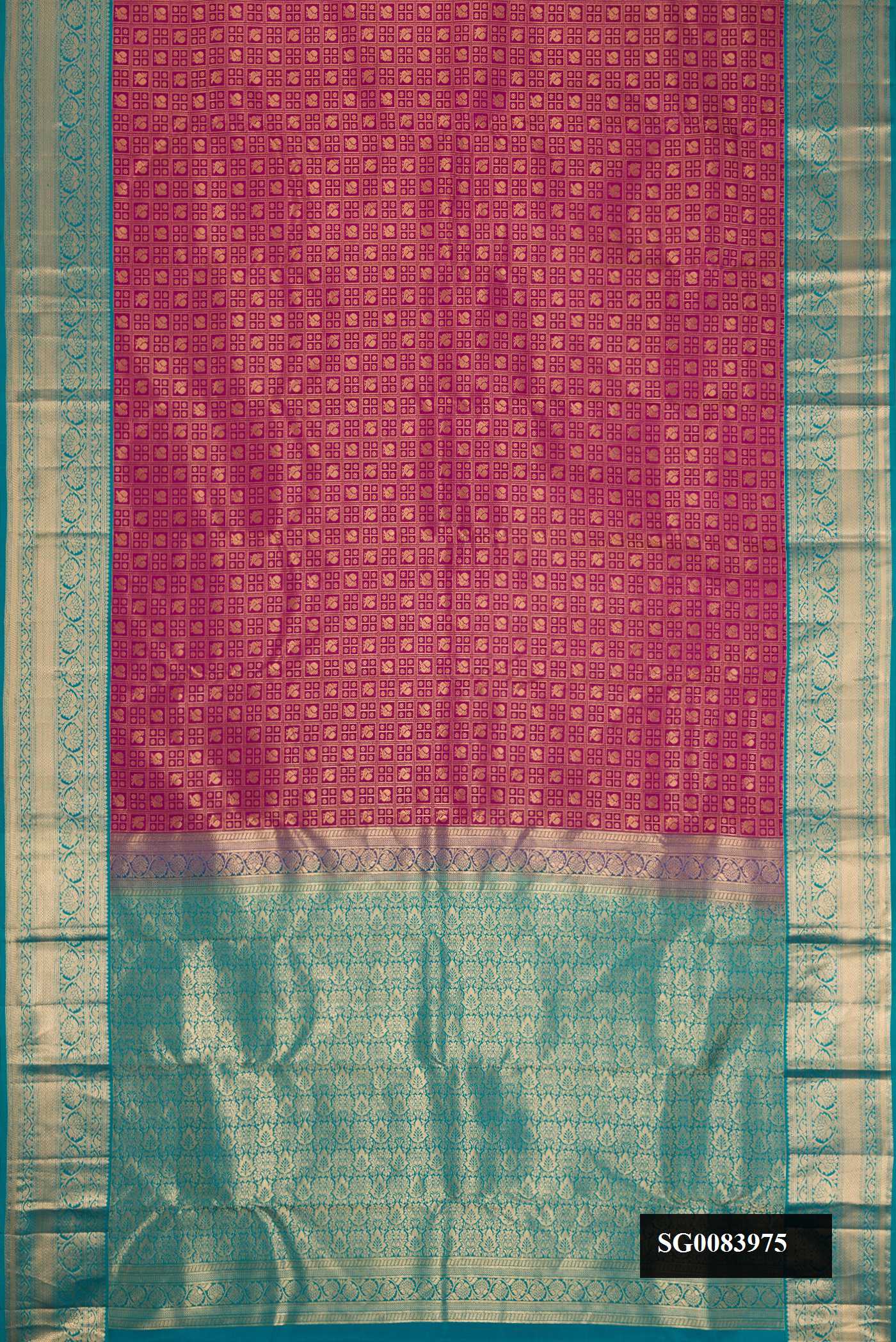Magenta Dual Tone Kanchipuram Silk Saree