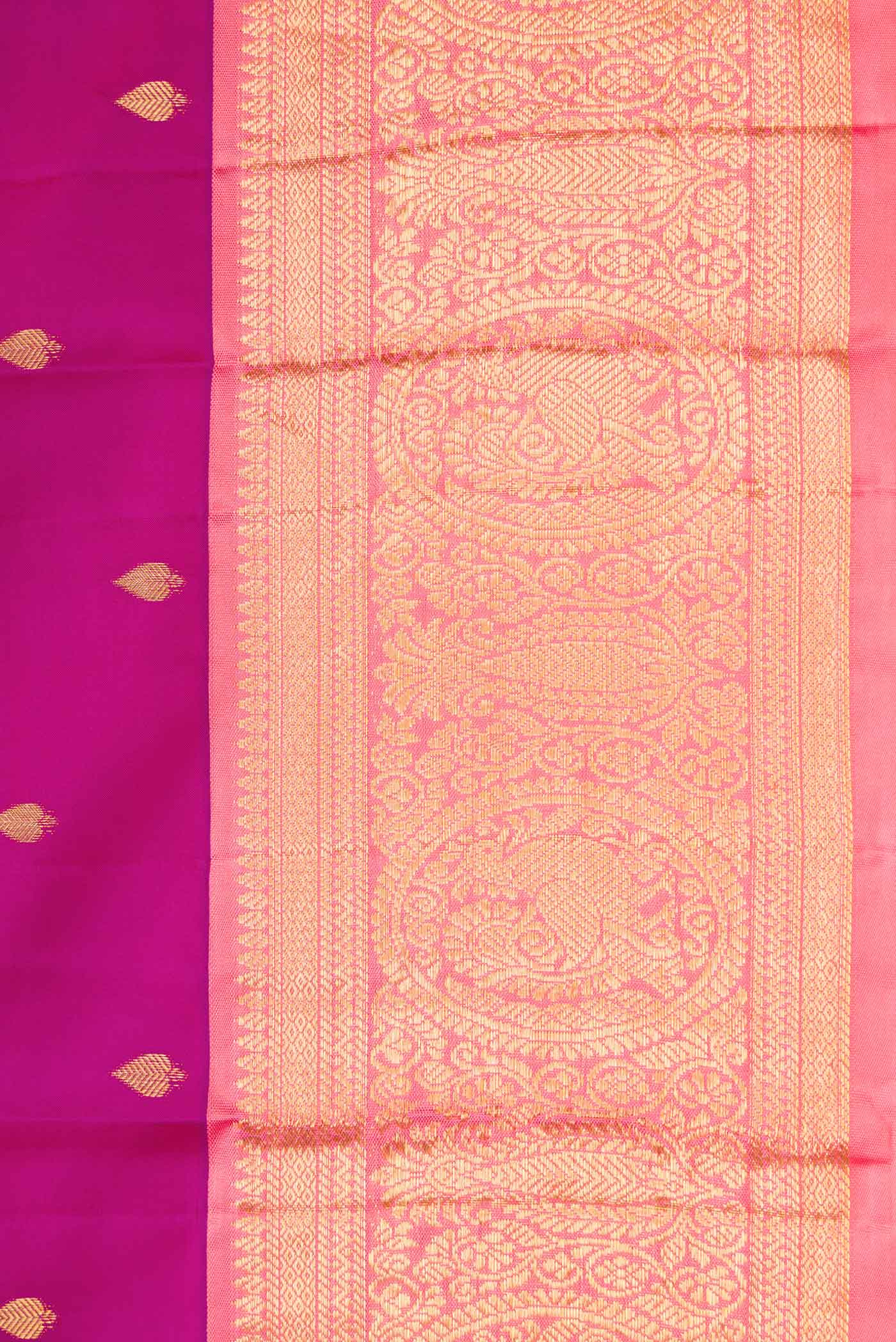 Magenta Dual Tone Kanjivaram Silk Saree - Image 3