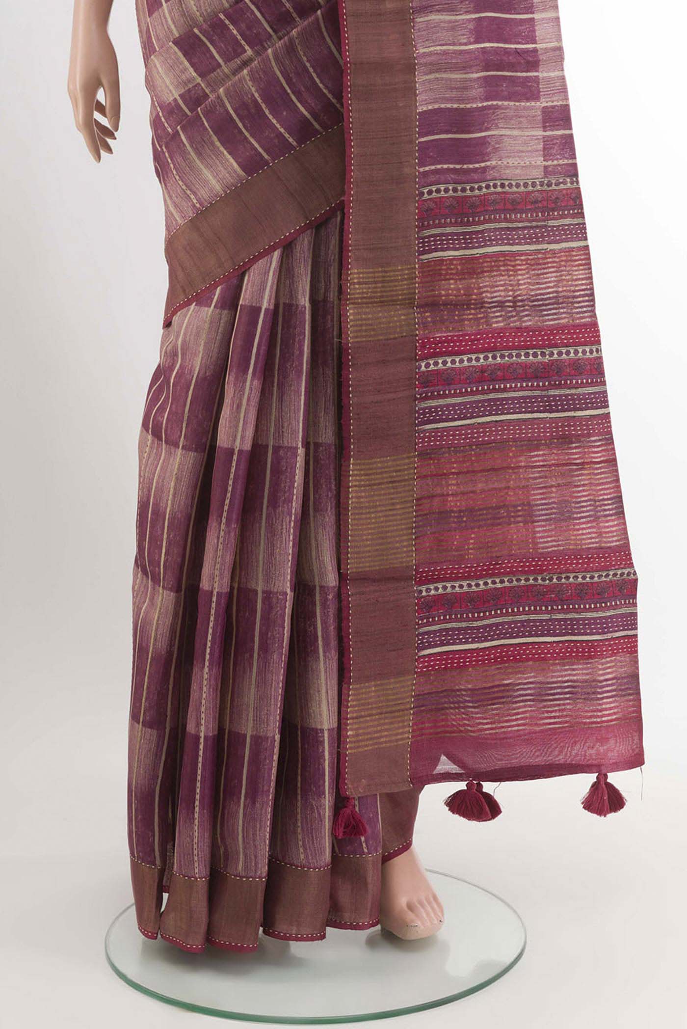 Magenta Tussar Saree - Image 3