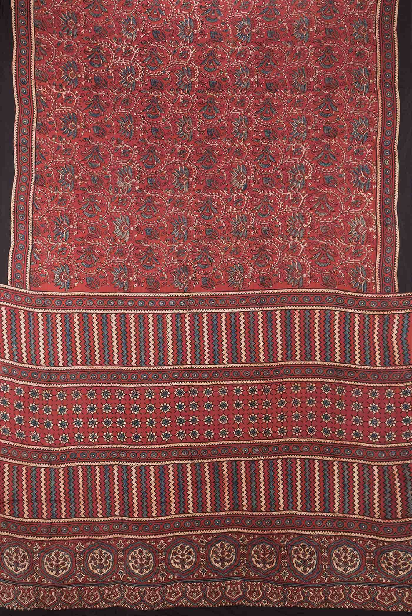 Maroon Dual Tone Blended Mysore Crepe Saree - Image 3