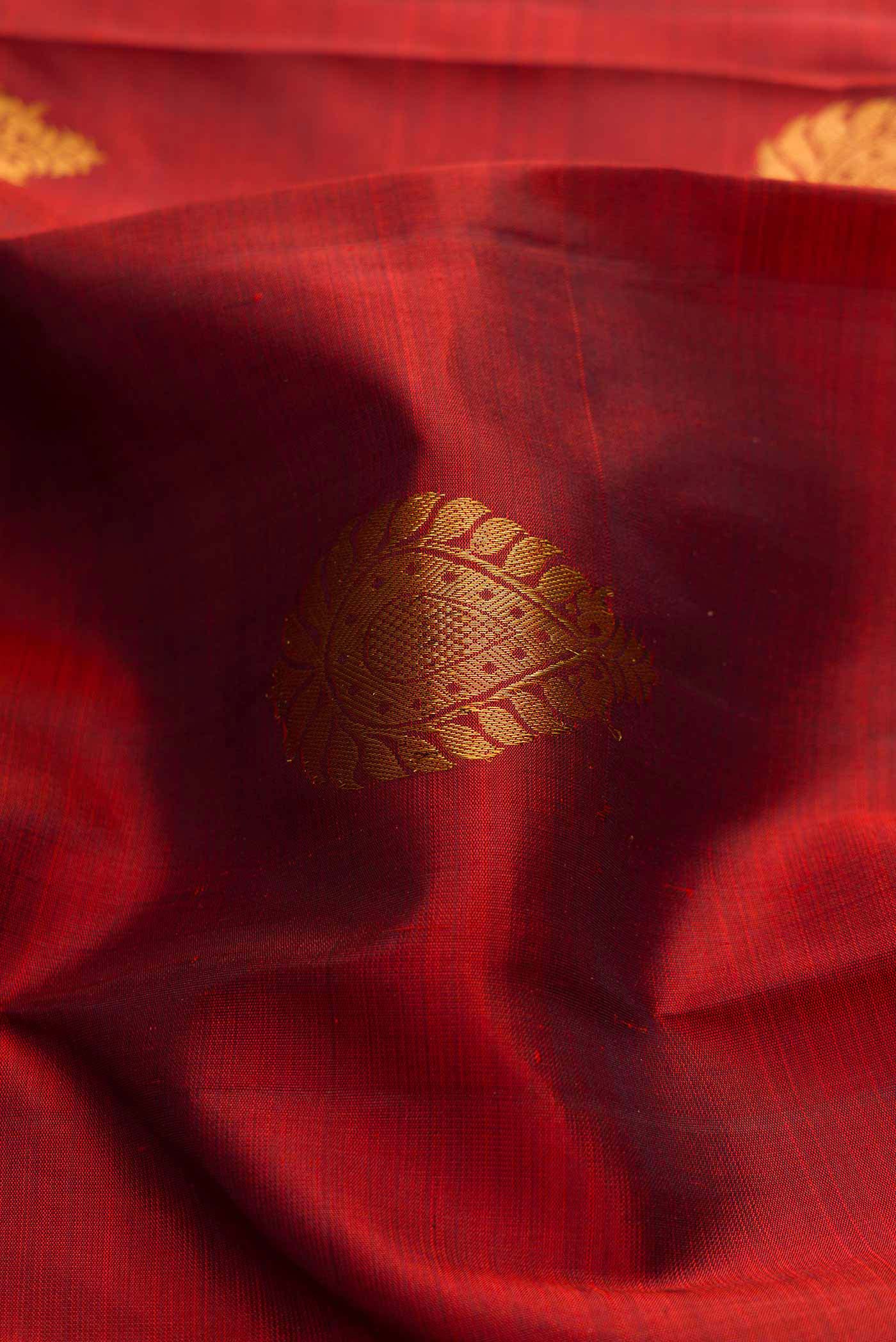 Maroon Dual Tone Kanjivaram Silk Saree - Image 2