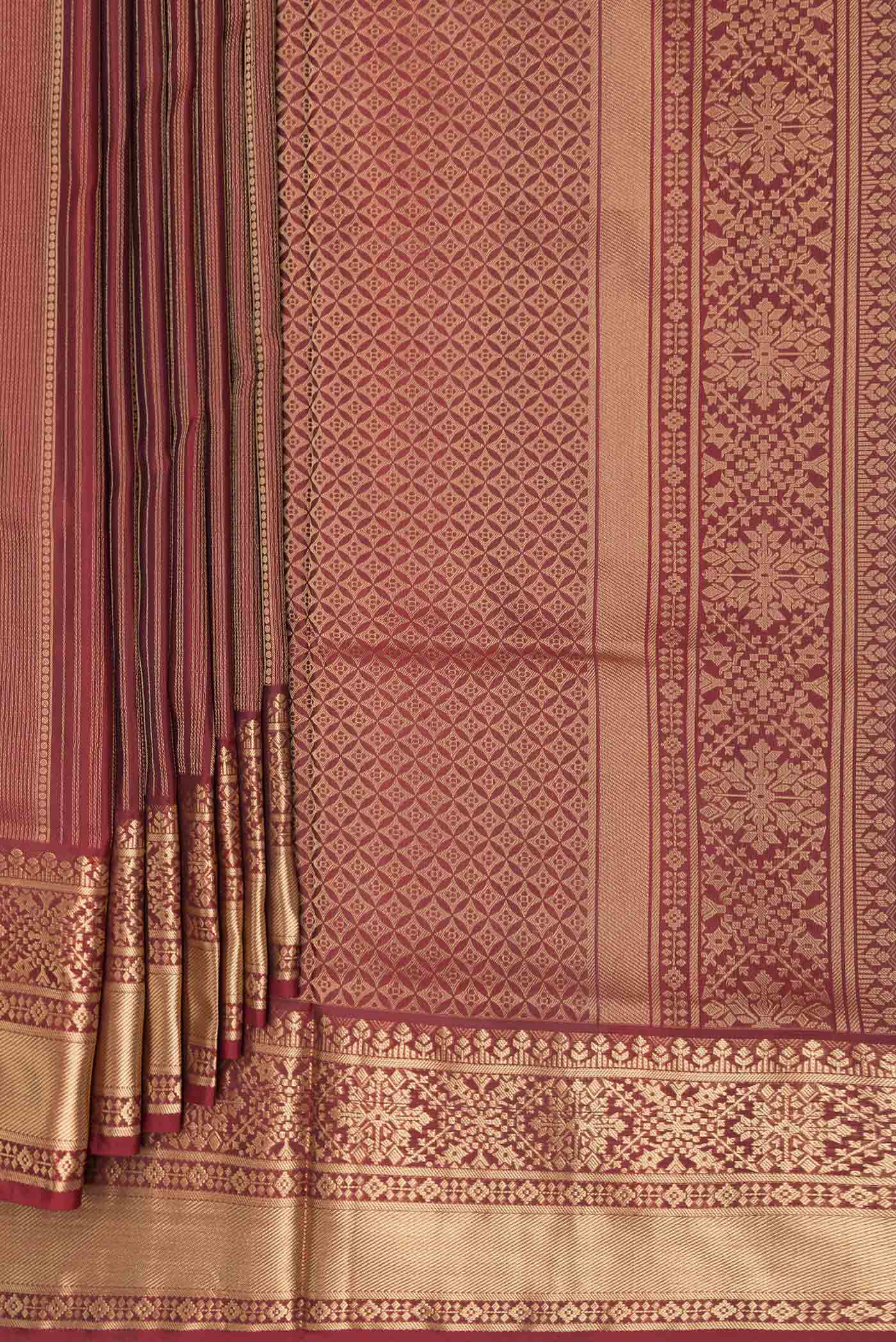 Maroon Dual Tone Soft Silk Saree - Image 4