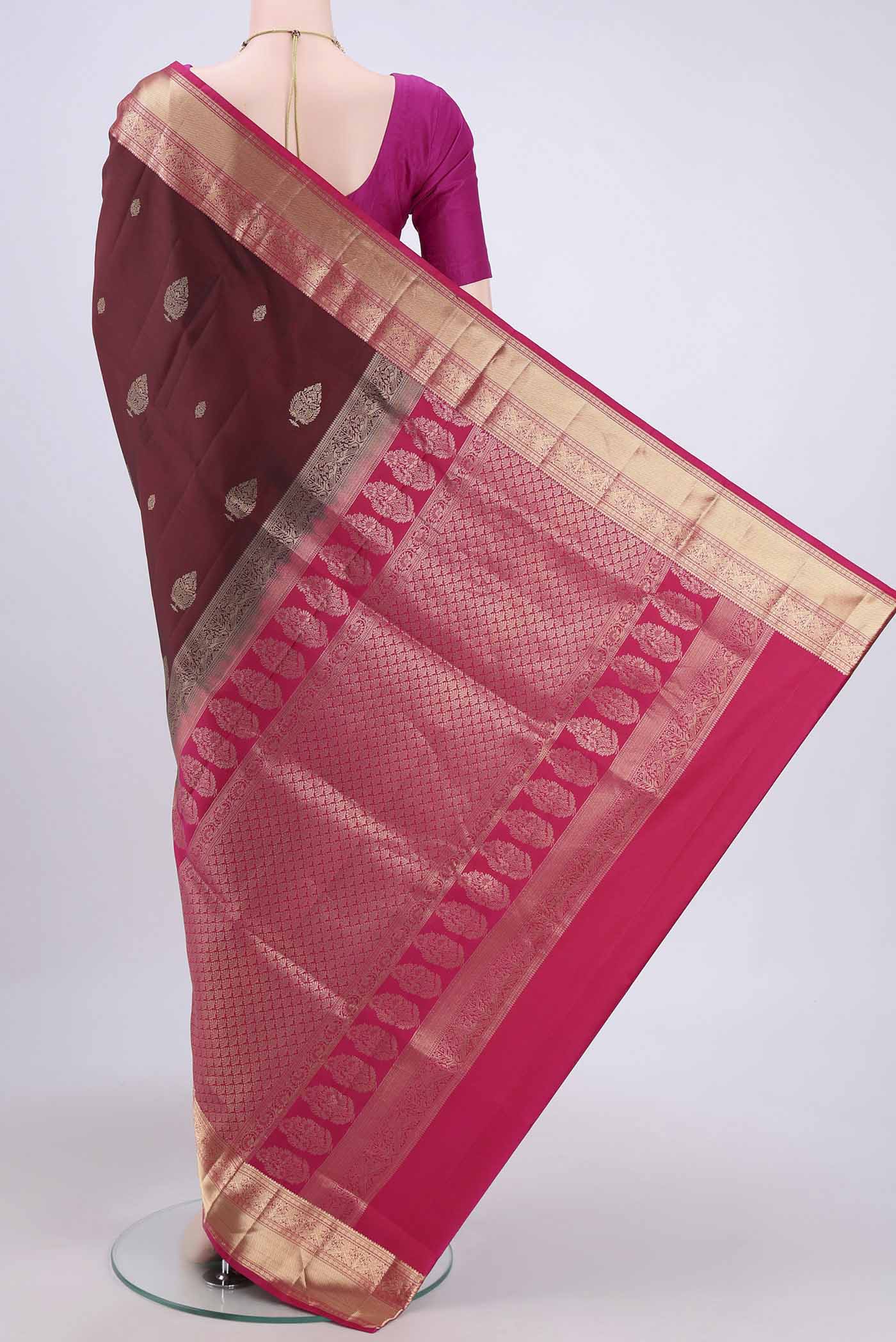Maroon Soft Silk Saree - Image 3